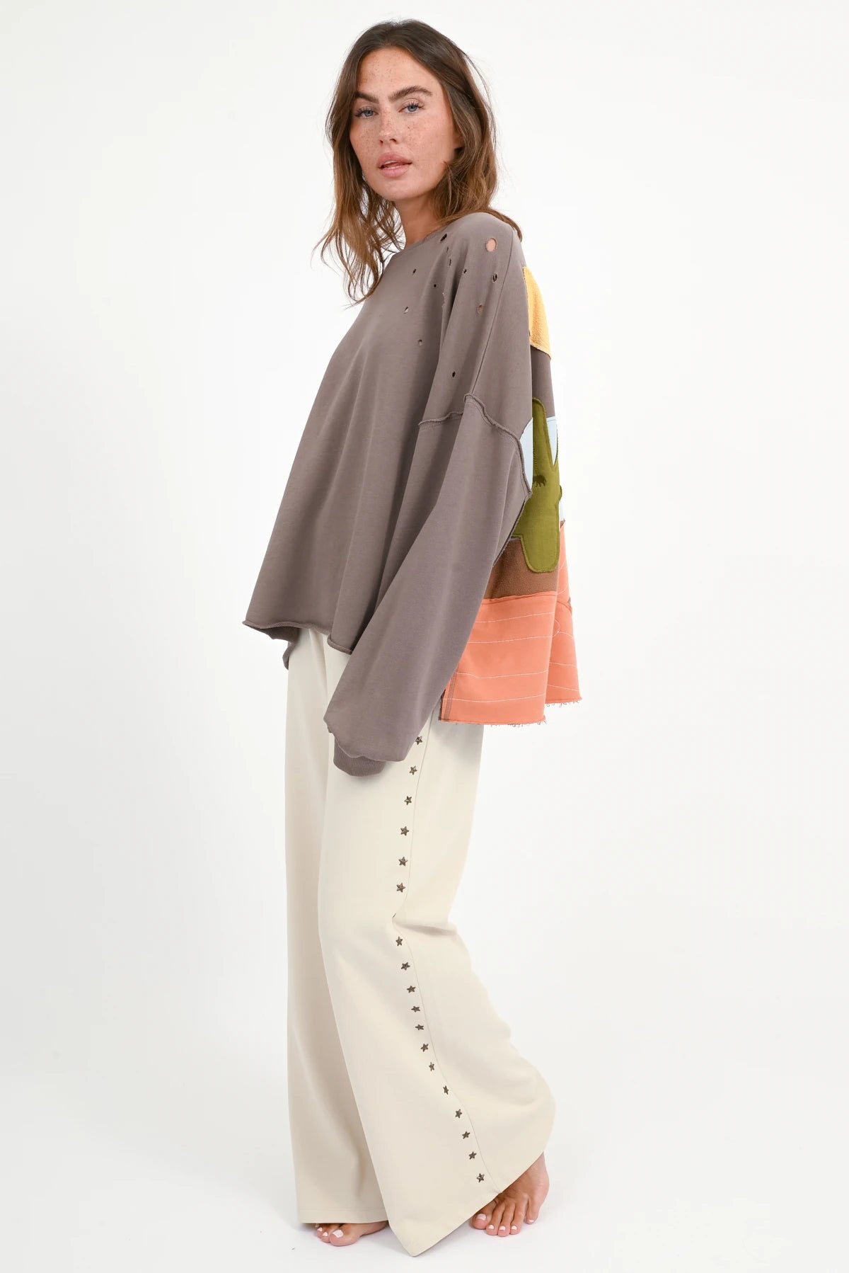 Sweat-shirt Bira oversize avec écusson au dos - Prêt