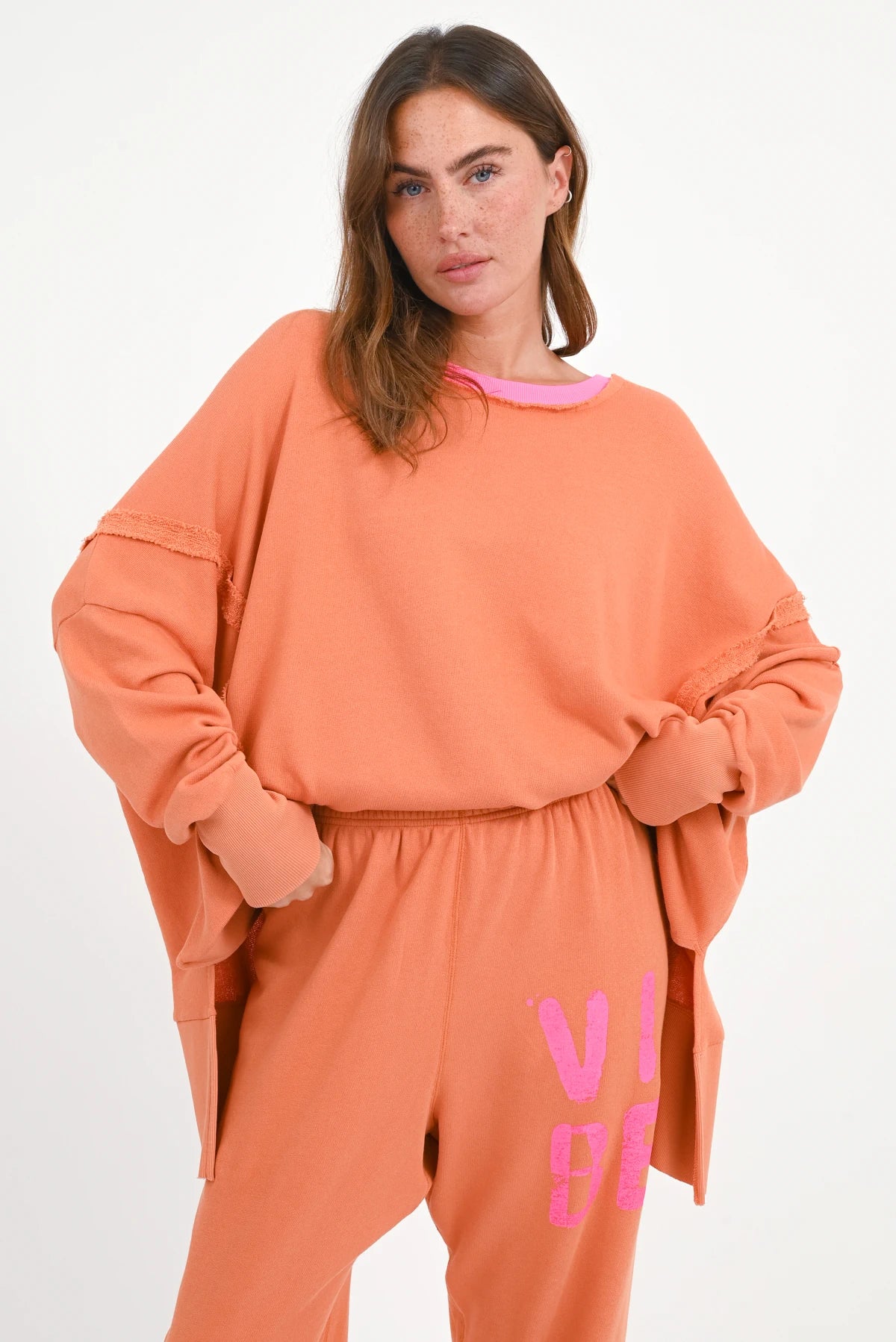 Sweat-shirt oversize Kriz (modèle gris chiné manquant)