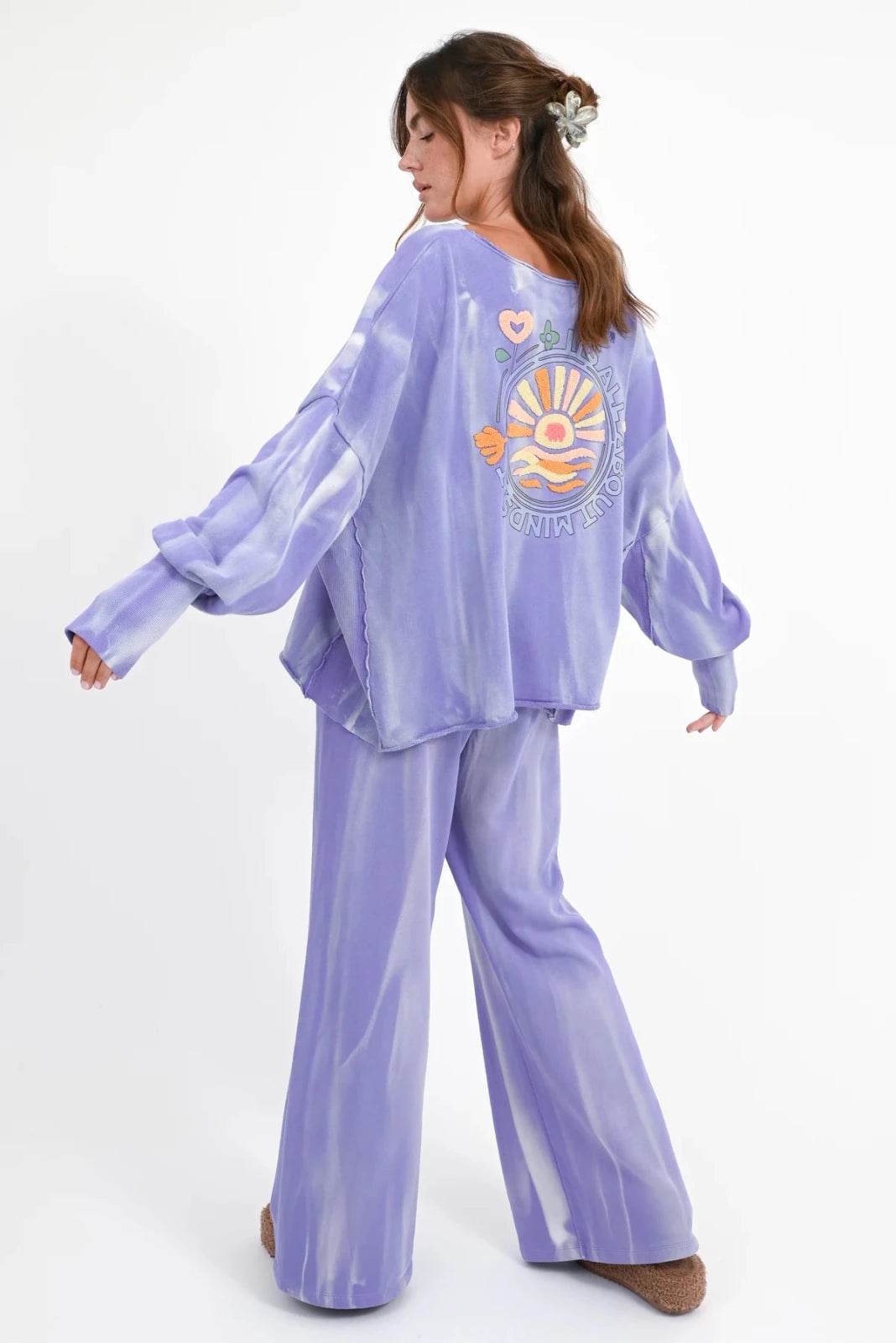 Batik Sweatshirt mit Print - und Stickerei Hilda - Love Joy Victory