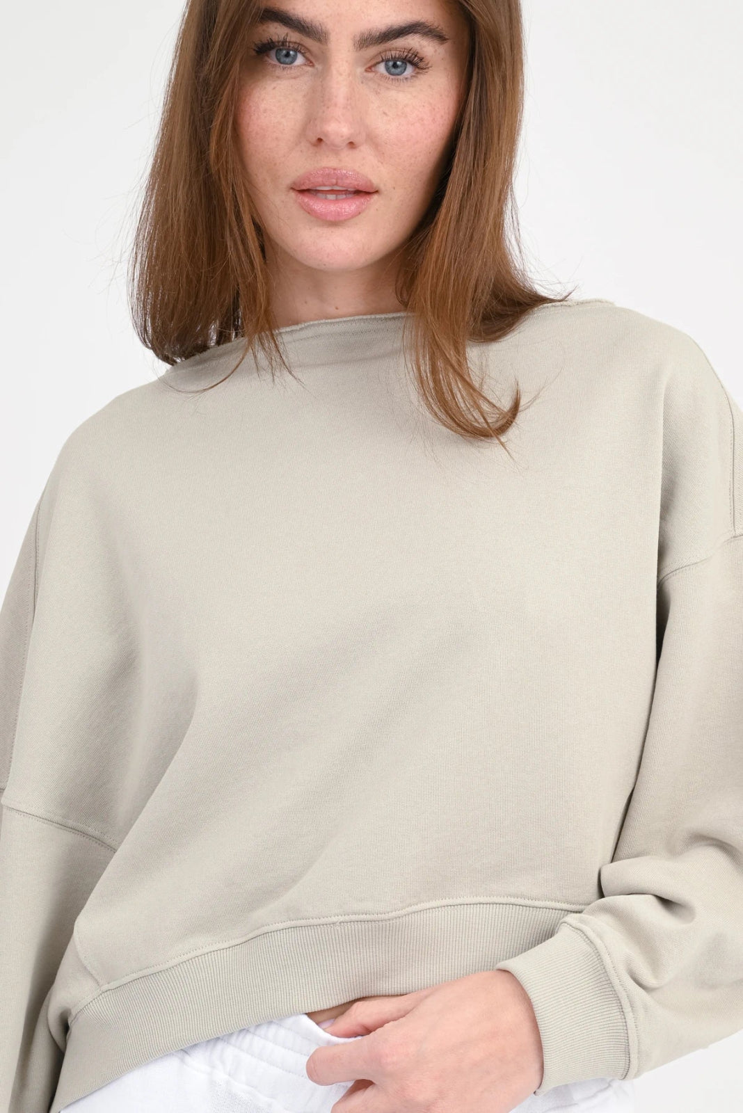 Crop Sweatshirt Marti - Love Joy Victory