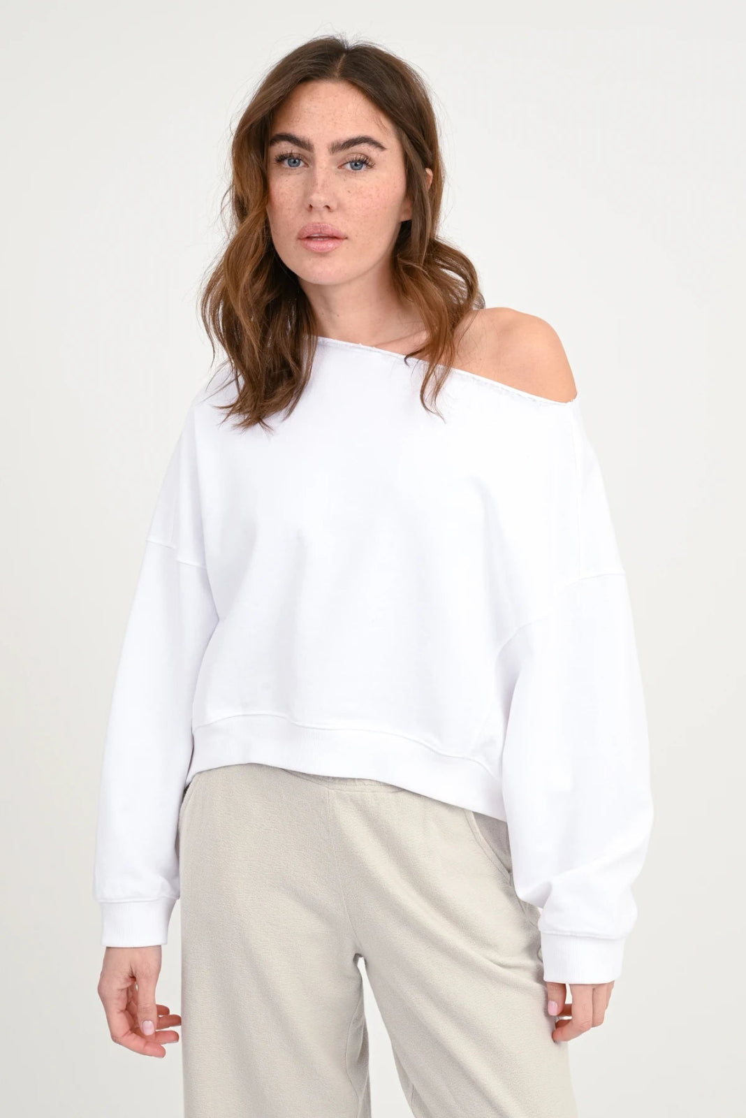Crop Sweatshirt Marti - Love Joy Victory