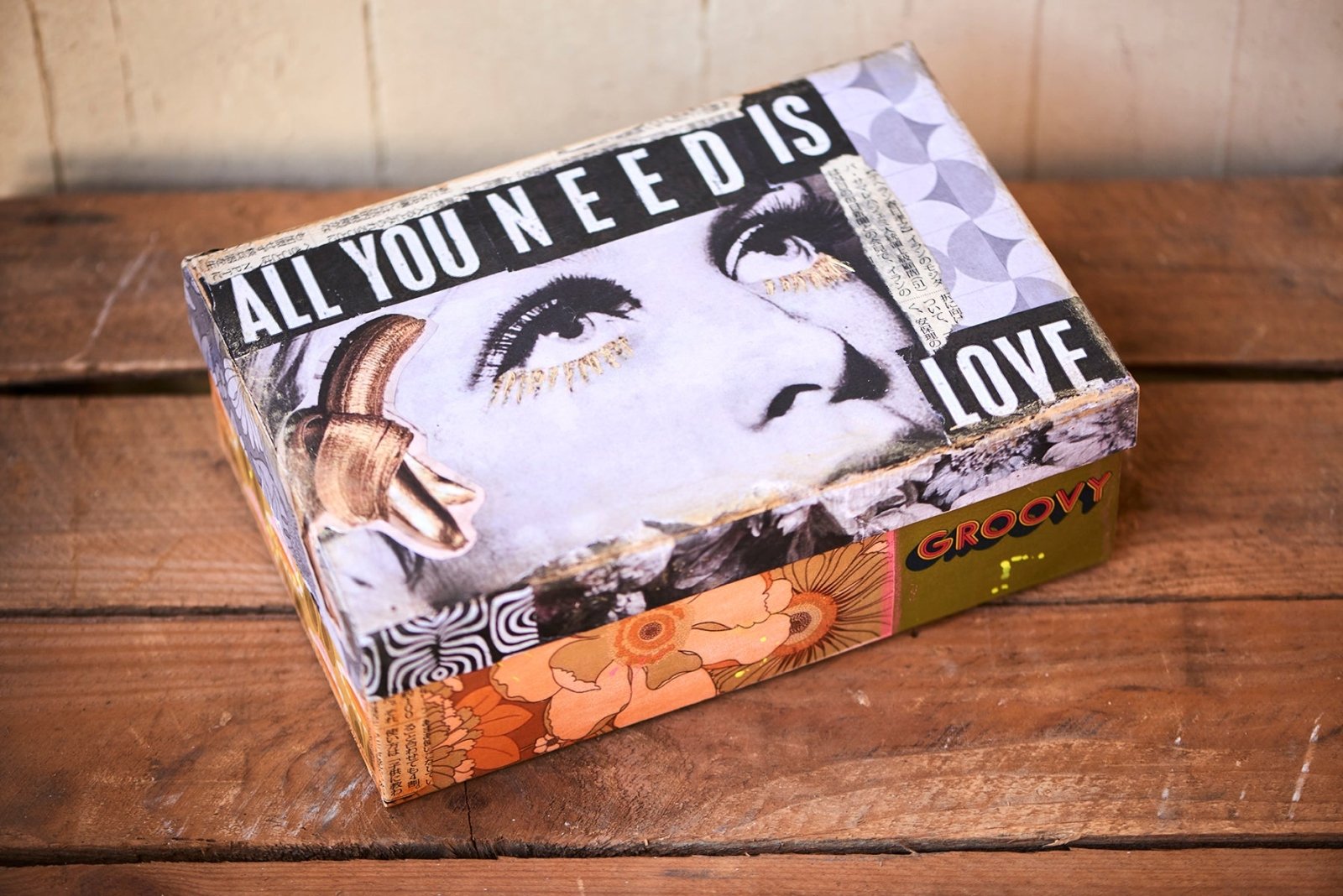 Handgefertigte Boxen mit Deckel - Love Joy Victory
