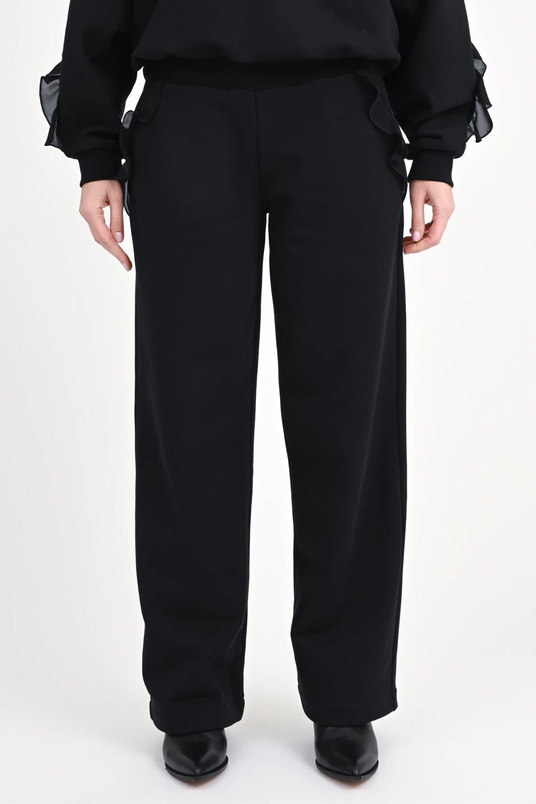 Hose mit Volant Val - Love Joy Victory