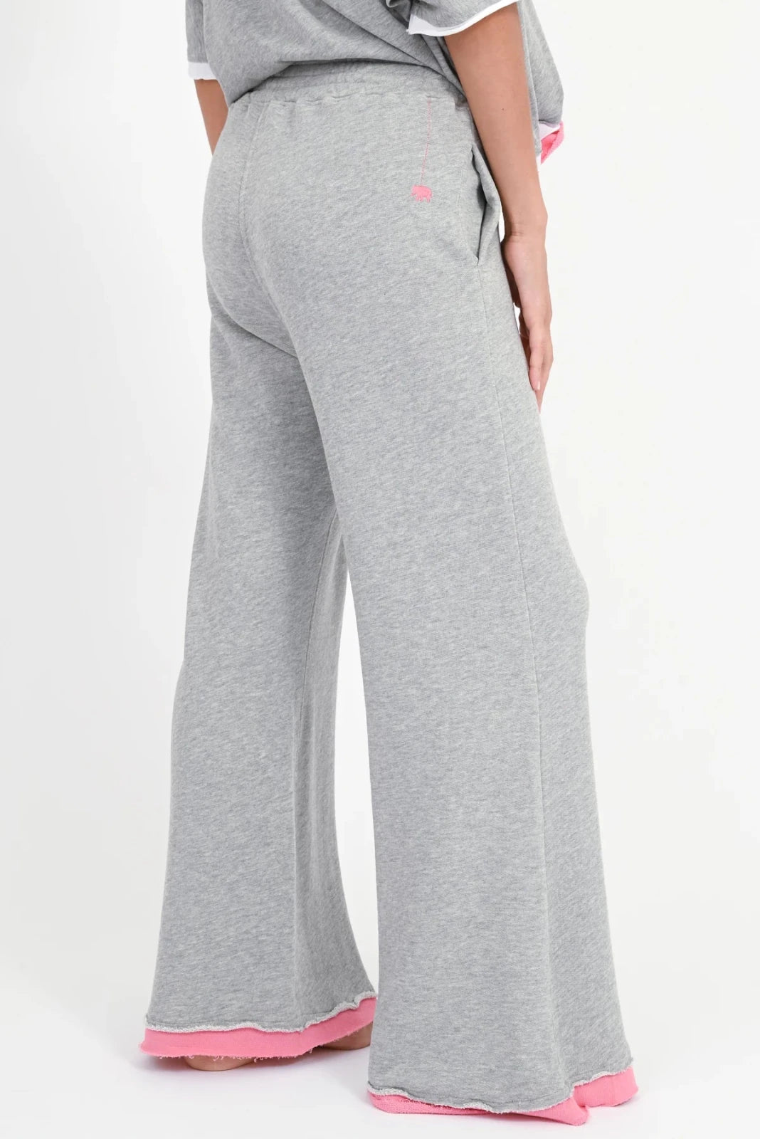 Hose Stern - Patches Mayari - Love Joy Victory