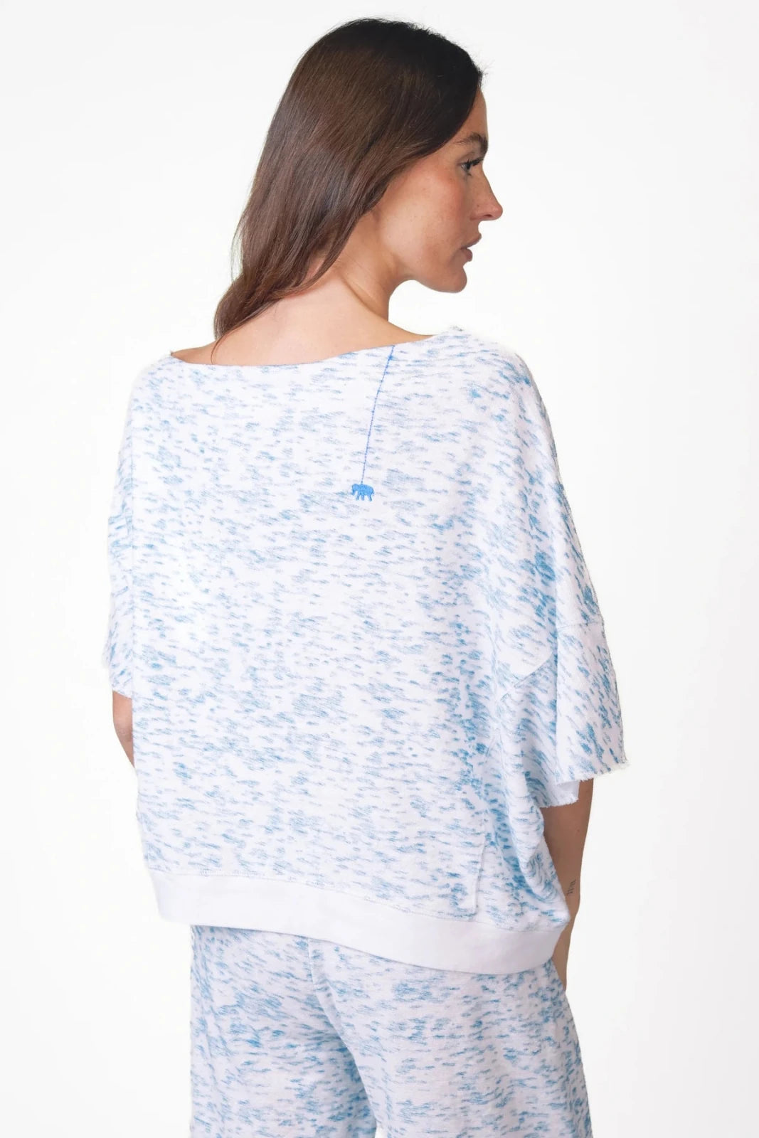 Kurzarm Sweatshirt mit Allover - Print Tartu - Love Joy Victory