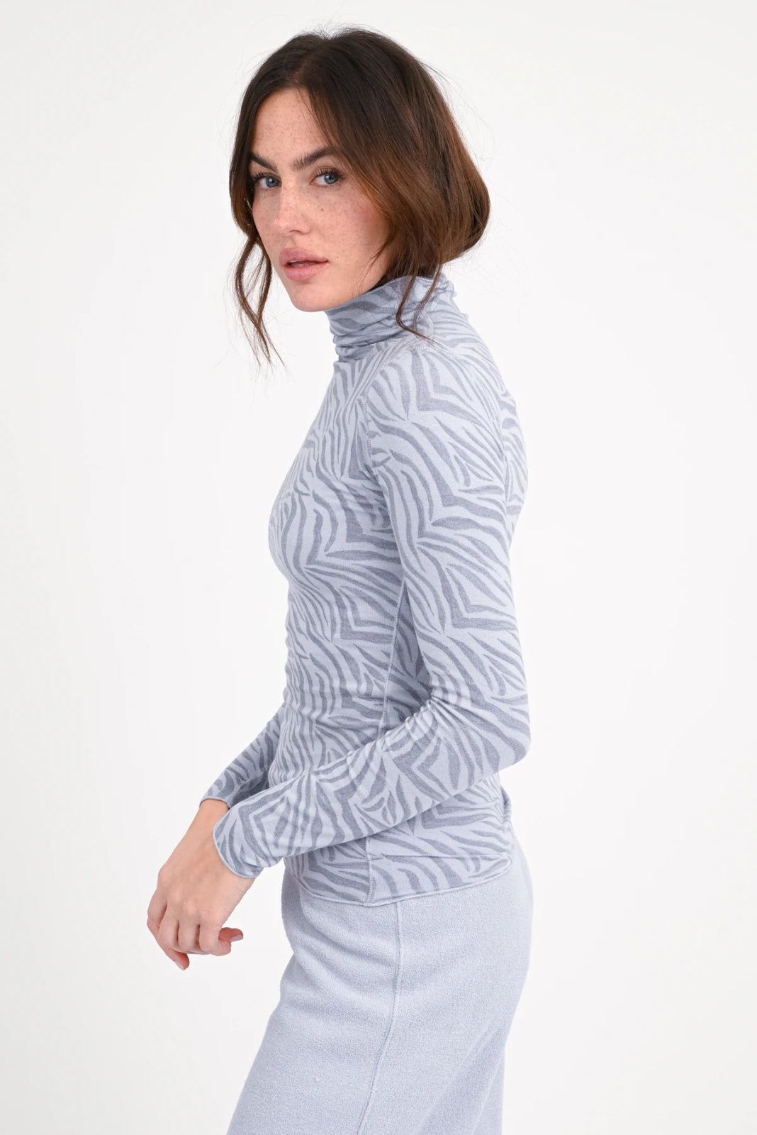 Langarmshirt mit Rollkragen Print Agena - Love Joy Victory