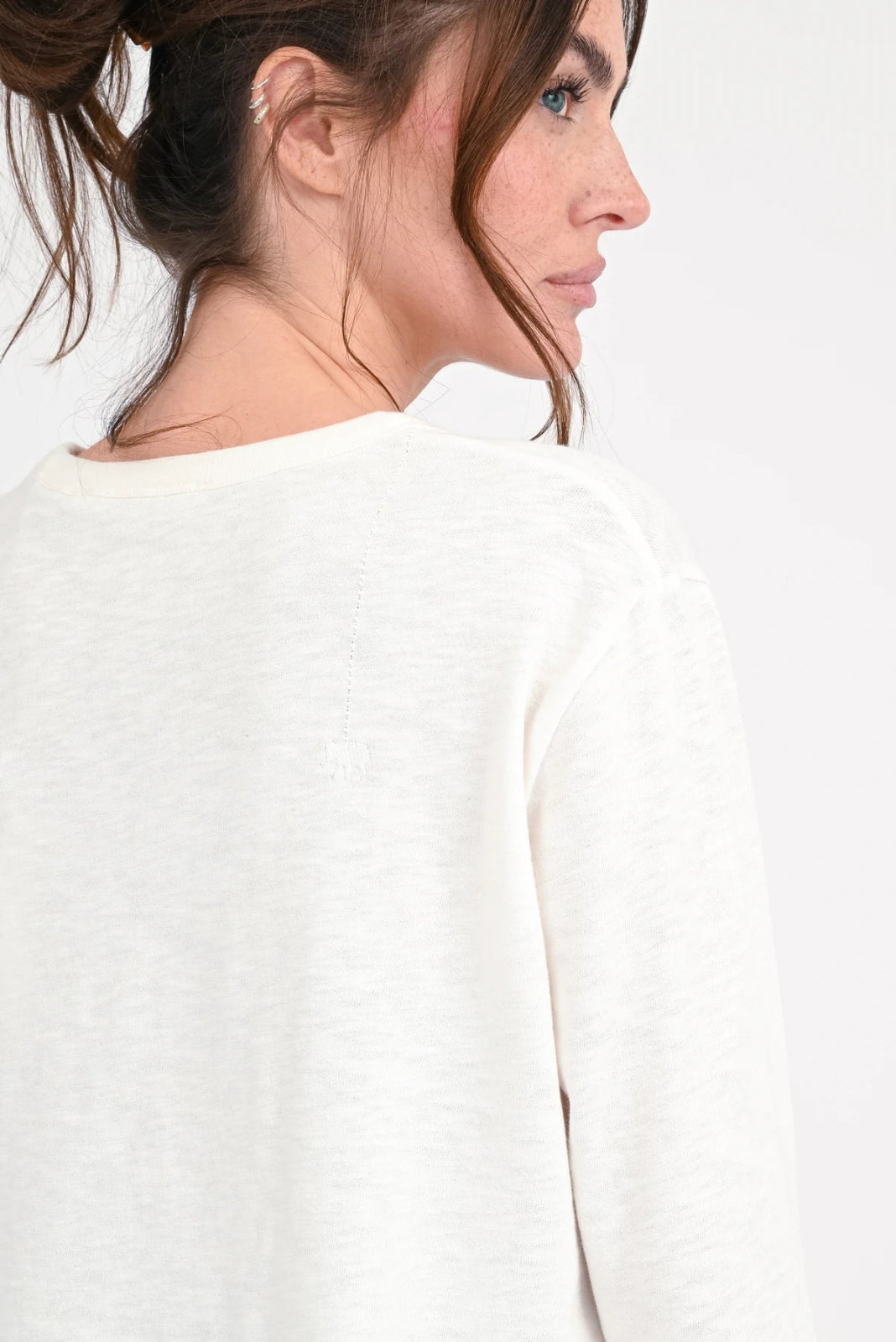 Longsleeve mit Bruststickerei Reka - Love Joy Victory