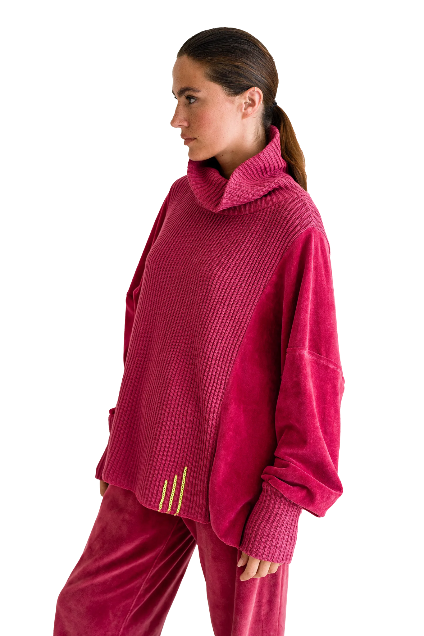 Rollkragenpullover aus Strick und Velvet Vega - Love Joy Victory
