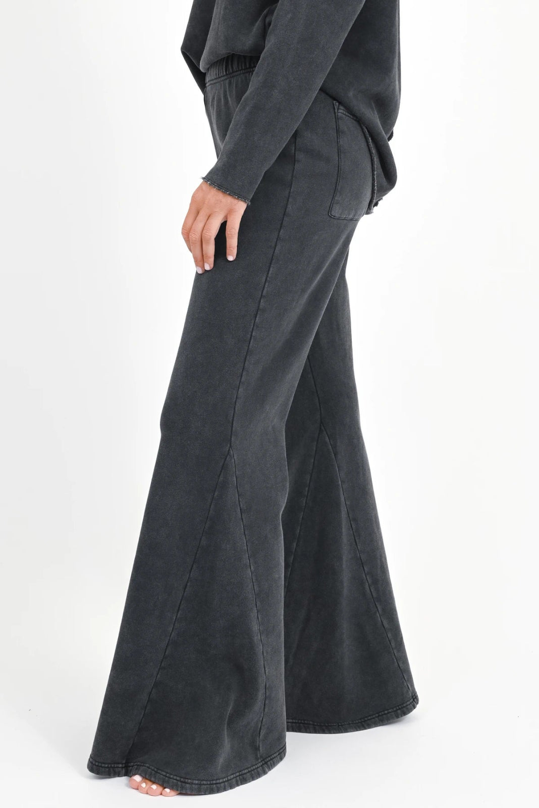 Schlaghose Sweatpant Sarina - Love Joy Victory