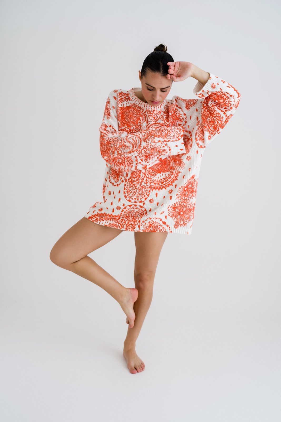 Strickpullover mit Allover - Print - Love Joy Victory