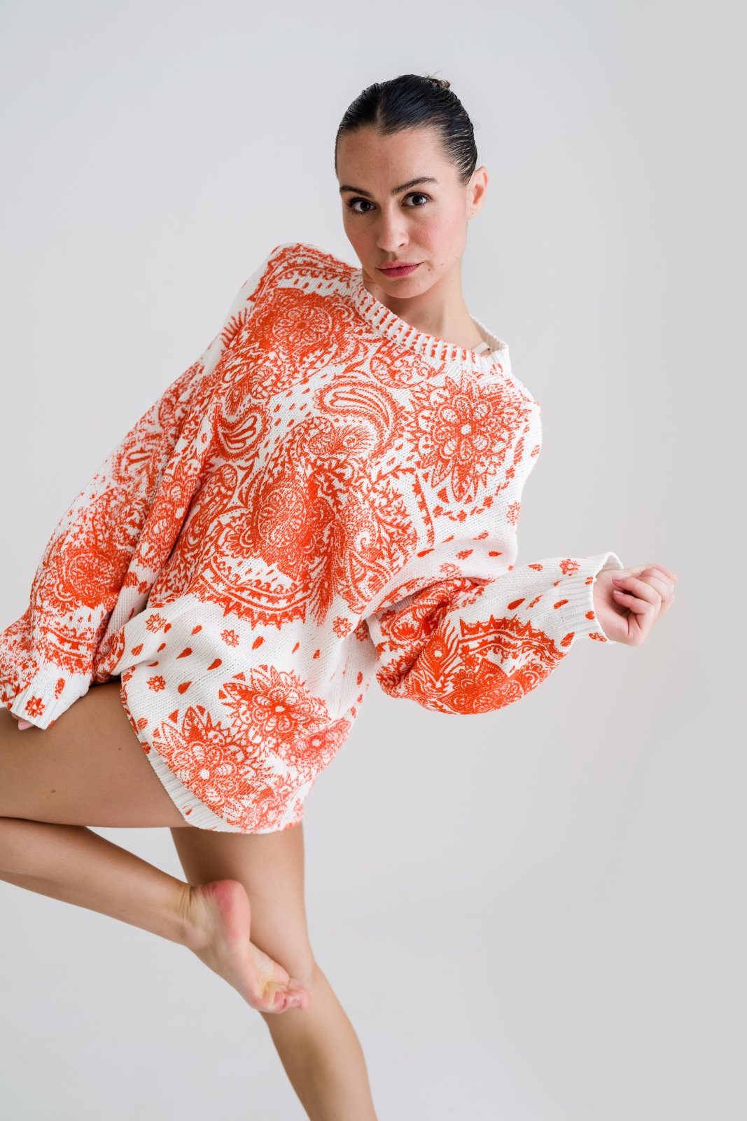 Strickpullover mit Allover - Print - Love Joy Victory