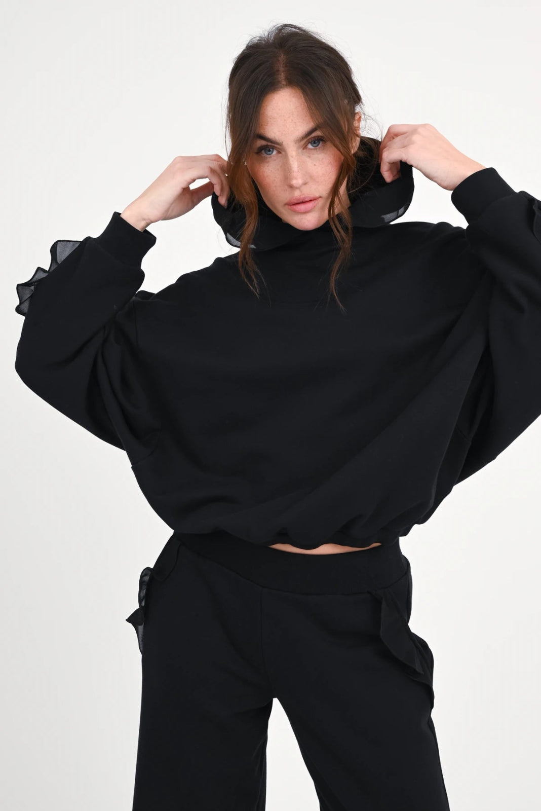 Sweathoodie mit Volant Paty - Love Joy Victory