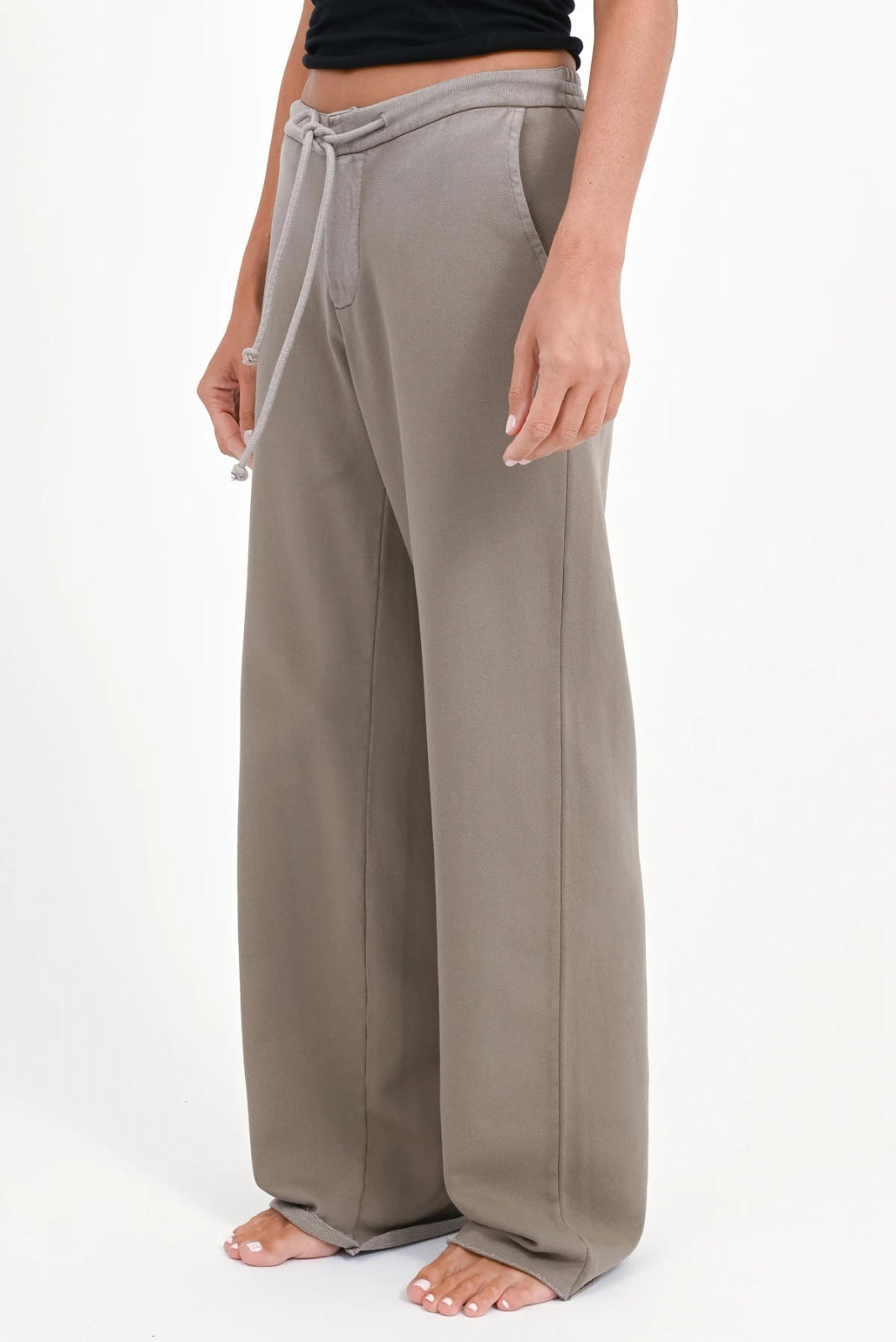 Sweathose Leonora - Love Joy Victory