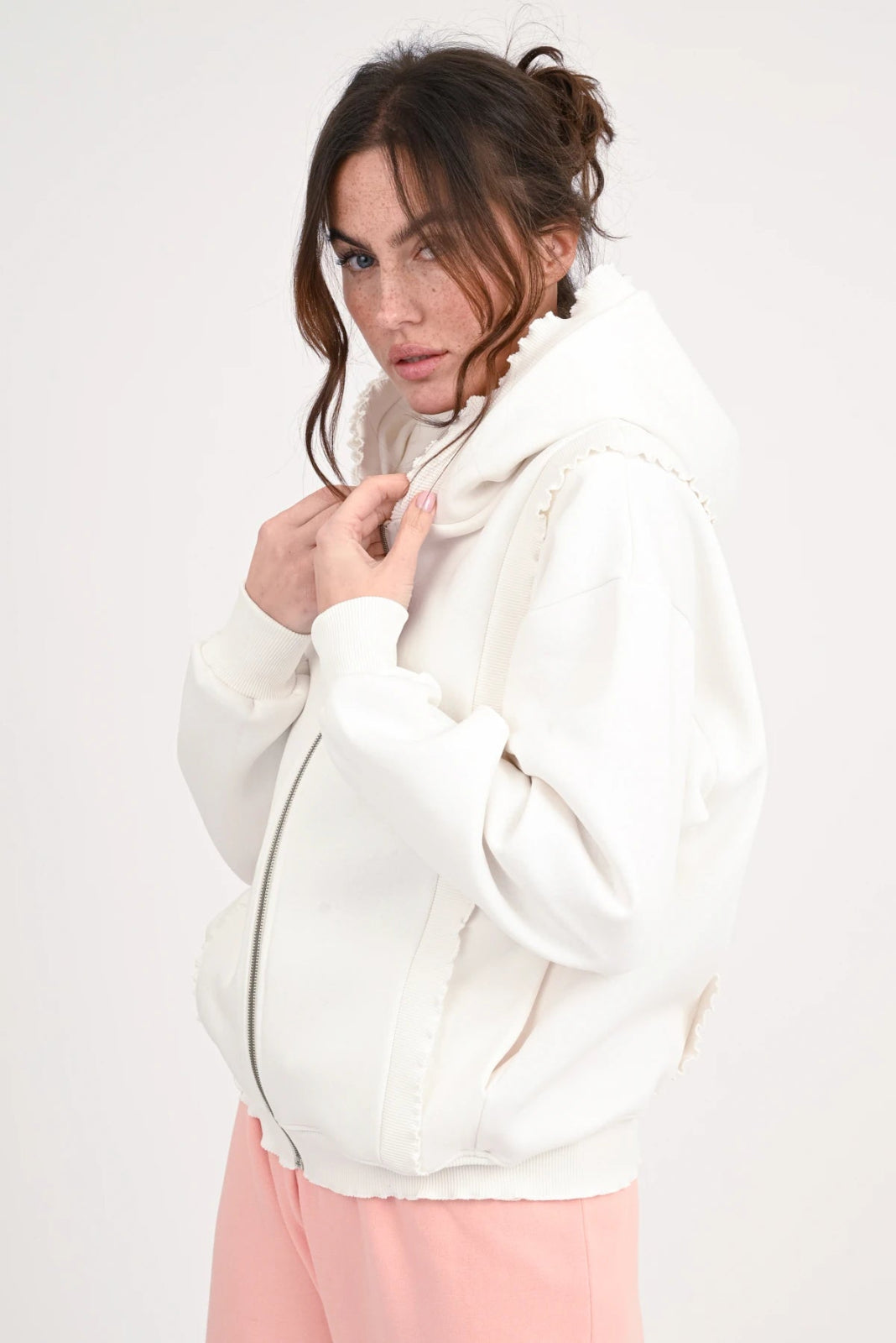 Sweatjacke mit Rüschen Saly - Love Joy Victory