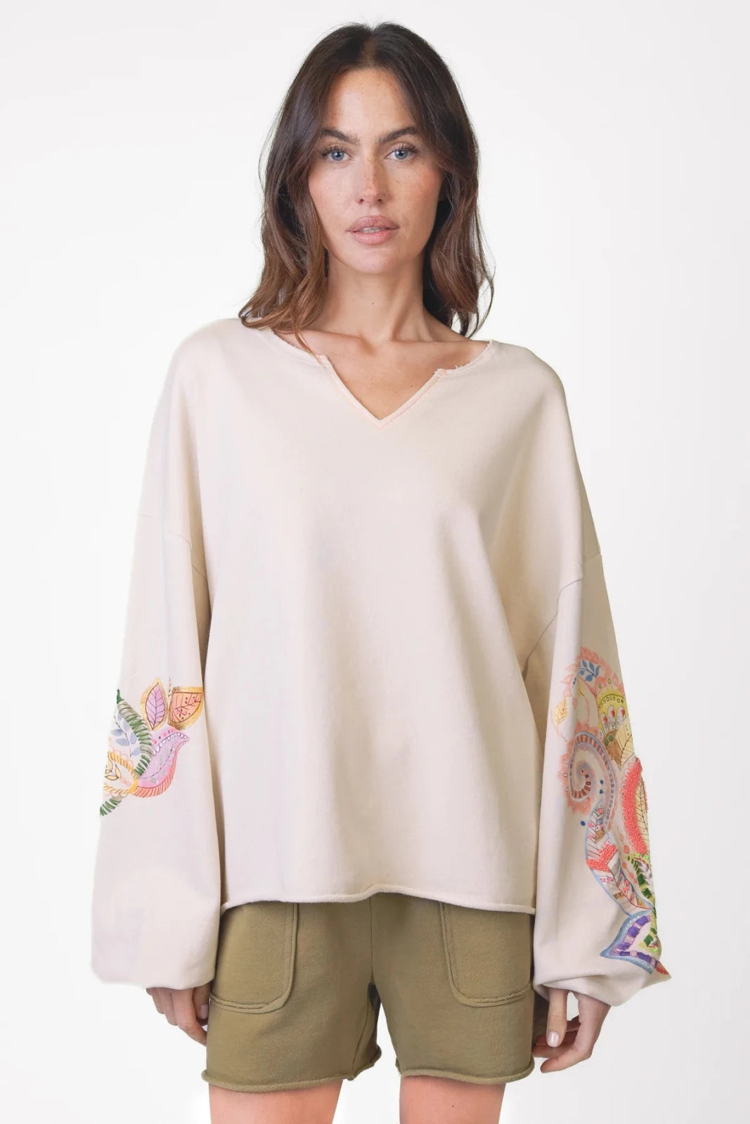 Sweatshirt Alamosa mit Stickerei - Love Joy Victory