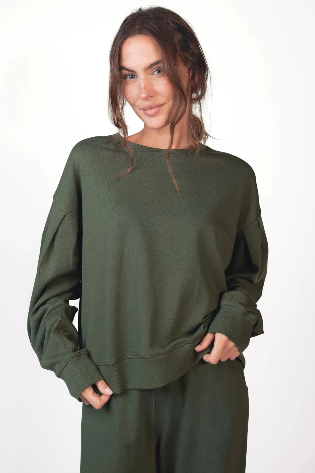 Sweatshirt Lilia - Love Joy Victory