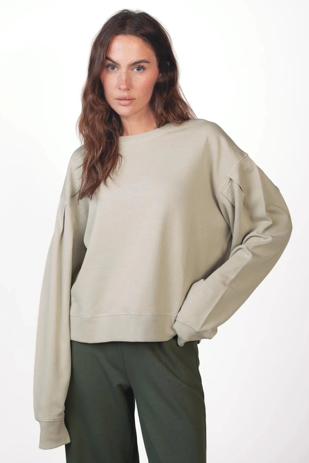Sweatshirt Lilia - Love Joy Victory