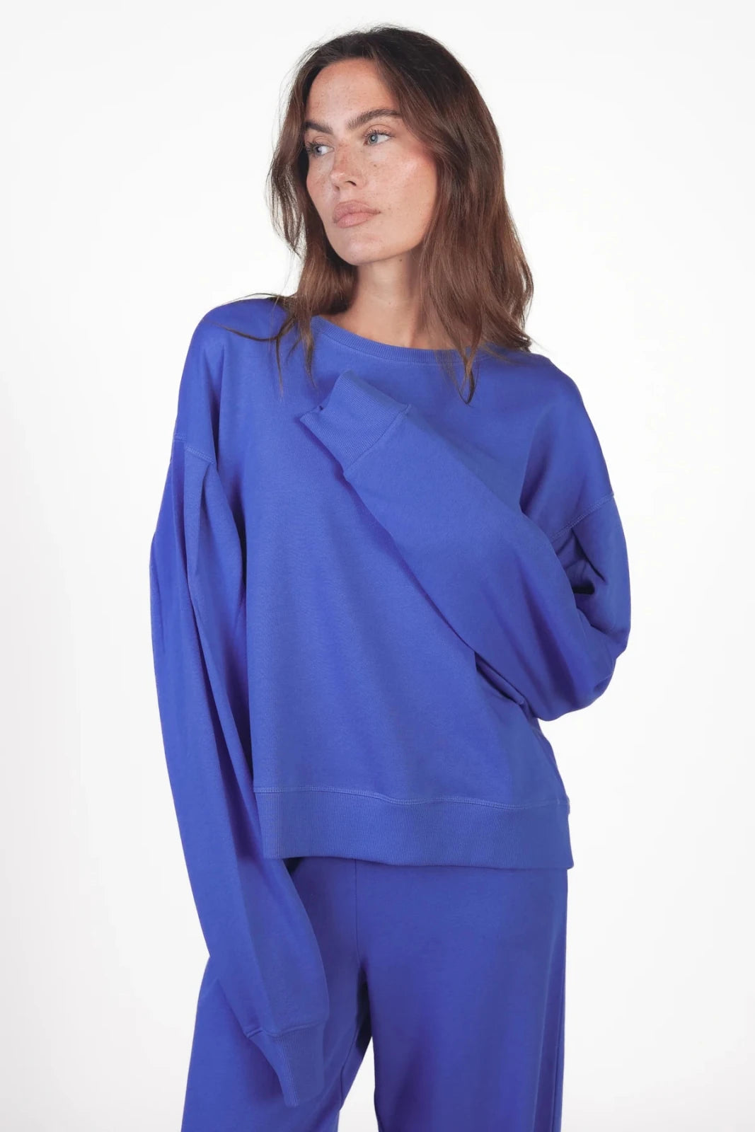 Sweatshirt Lilia - Love Joy Victory