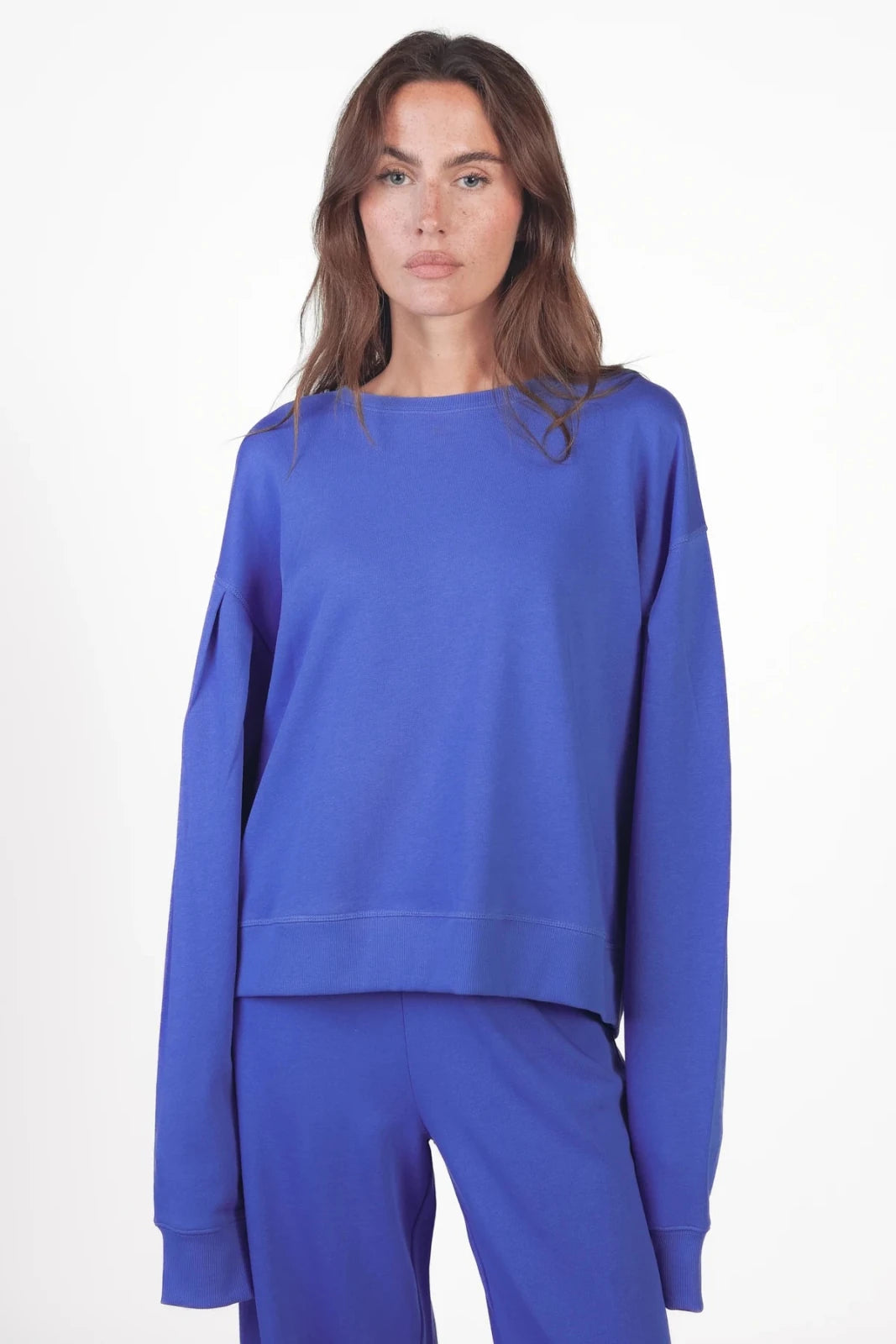 Sweatshirt Lilia - Love Joy Victory