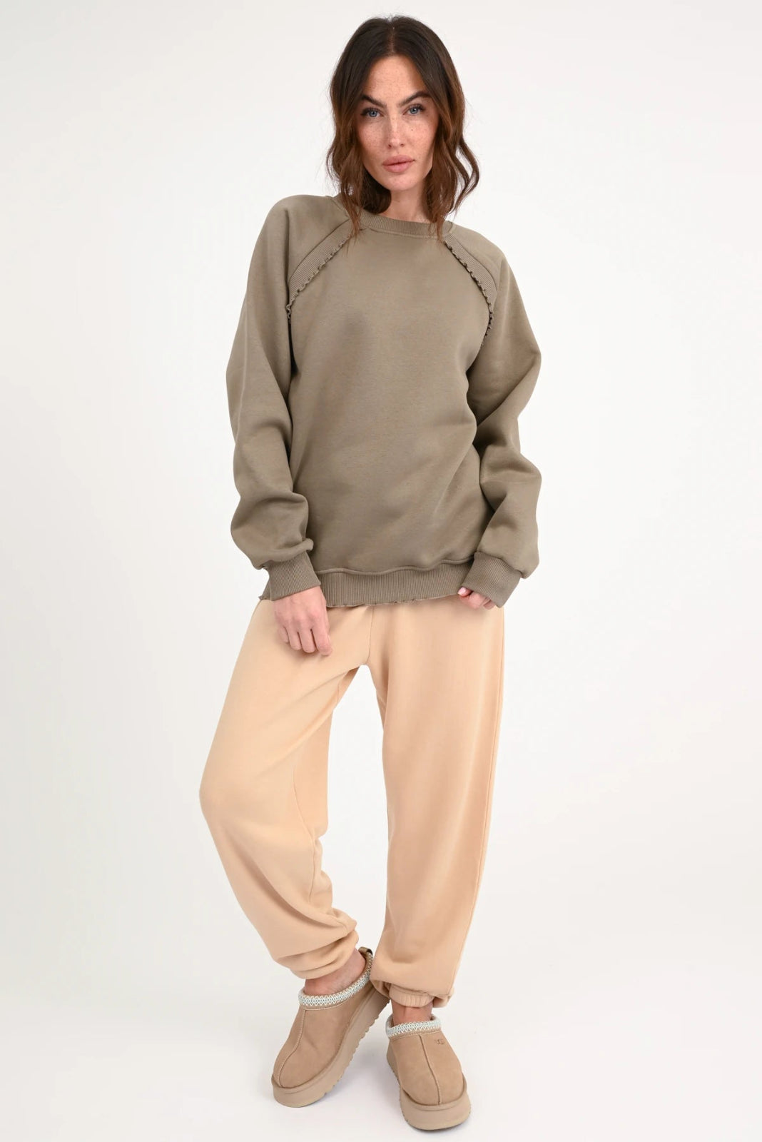 Sweatshirt mit Rüschen Bodony - Love Joy Victory