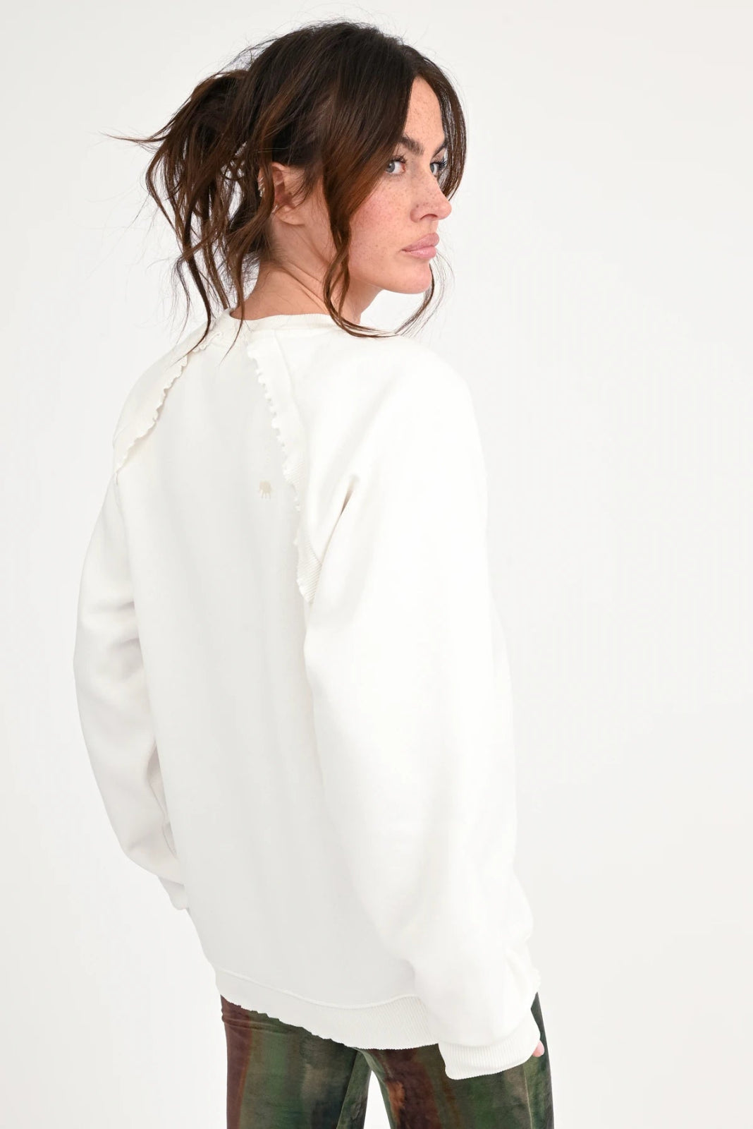 Sweatshirt mit Rüschen Bodony - Love Joy Victory