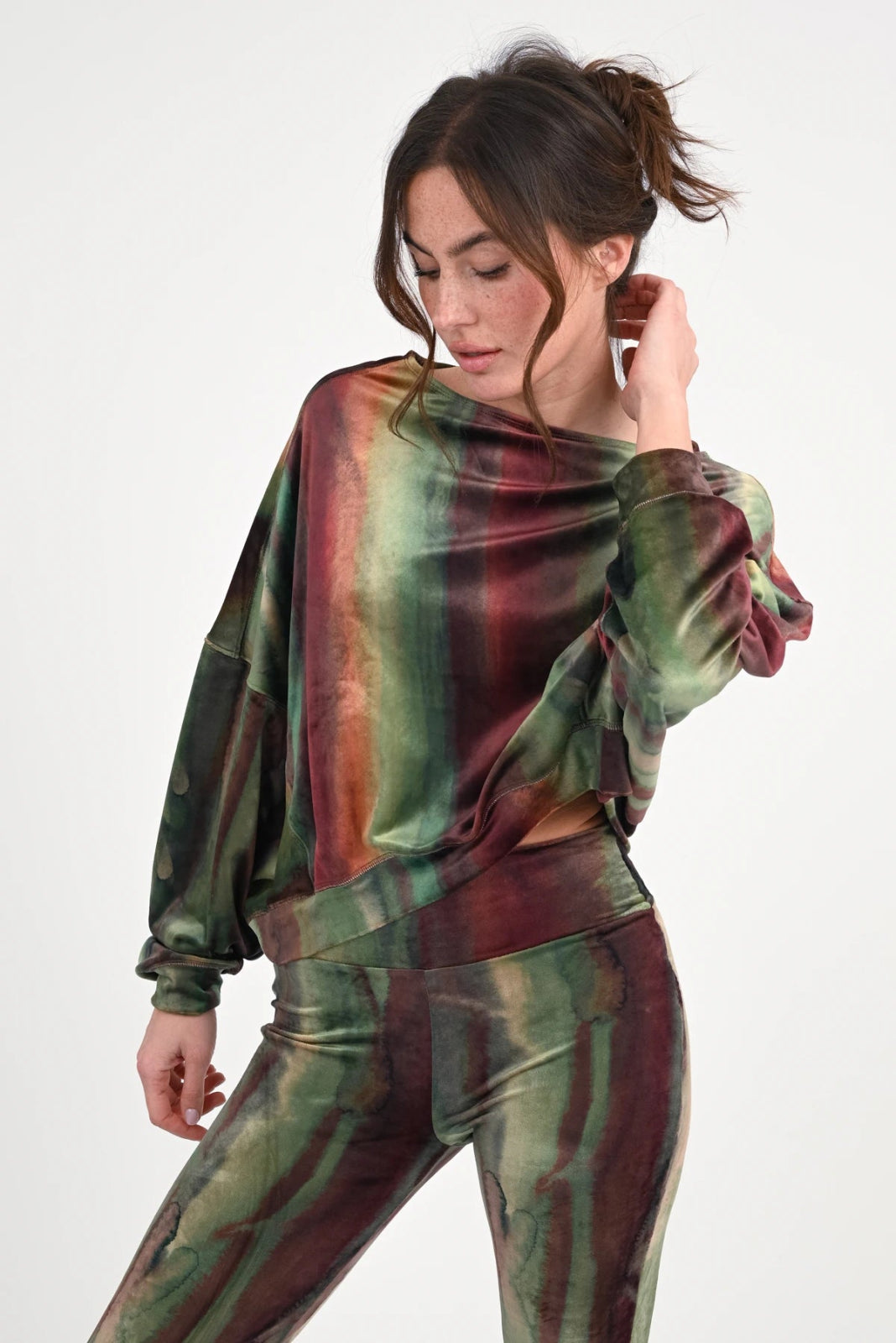 Velvet Crop Sweatshirt Marti - Love Joy Victory