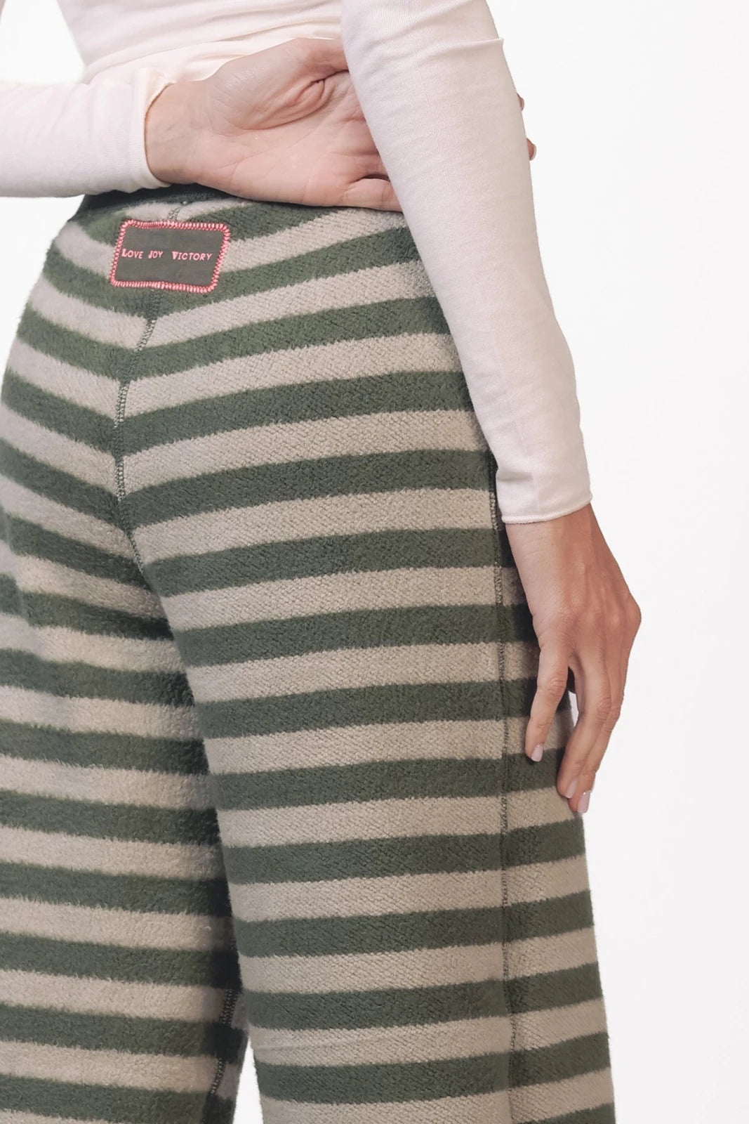 Wendbare Sweathose Stripes Fira - Love Joy Victory