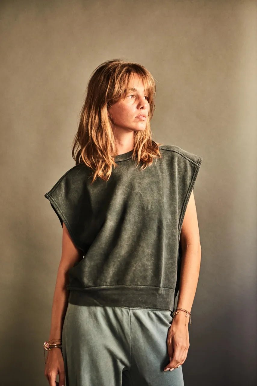 Ärmelloses Sweatshirt mit LOVE - Print Kanpa - Love Joy Victory