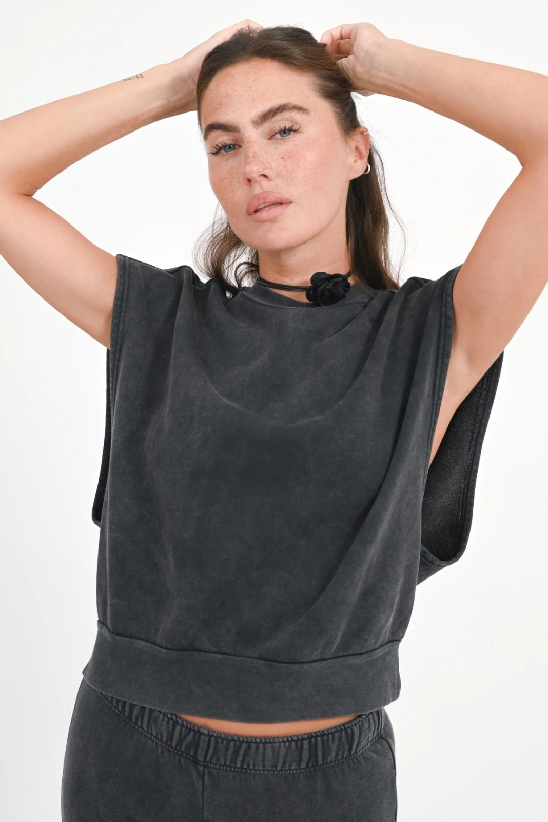 Ärmelloses Sweatshirt mit LOVE - Print Kanpa - Love Joy Victory