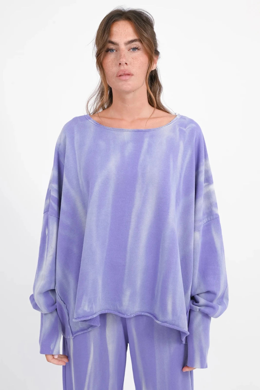 Batik Sweatshirt mit Print - und Stickerei Hilda - Love Joy Victory