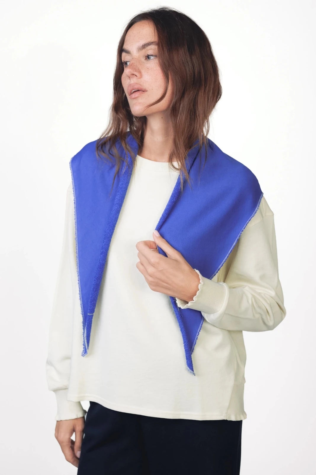 Dreieckstuch aus Sweatmaterial Mari - Love Joy Victory