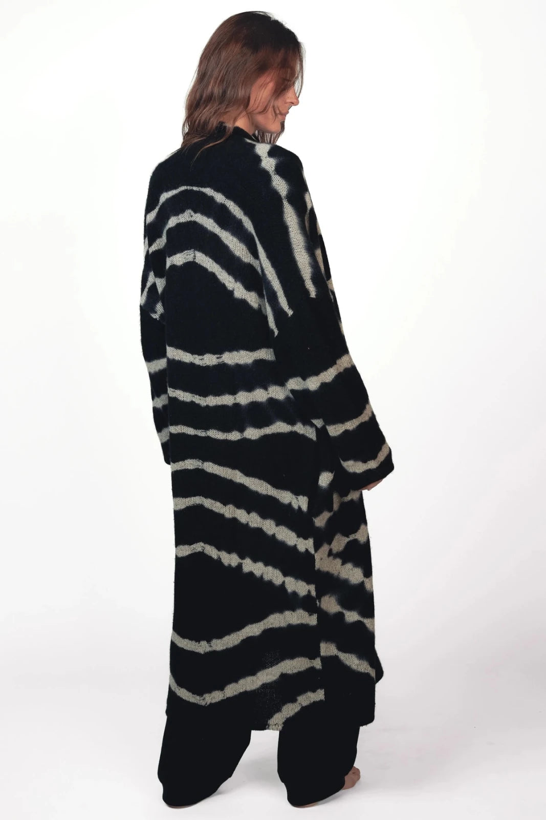 Langer Kaschmir Batik Strickmantel Jasmin - Love Joy Victory