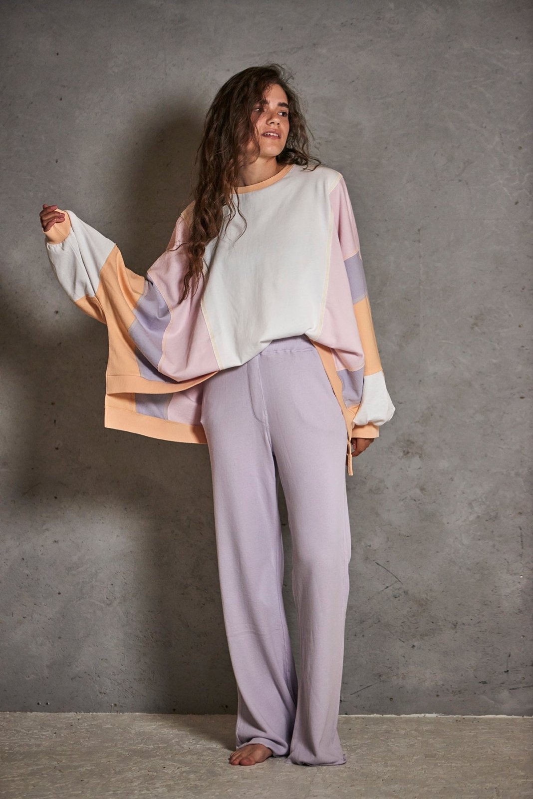 Oversize Sweatshirt Izar - Love Joy Victory