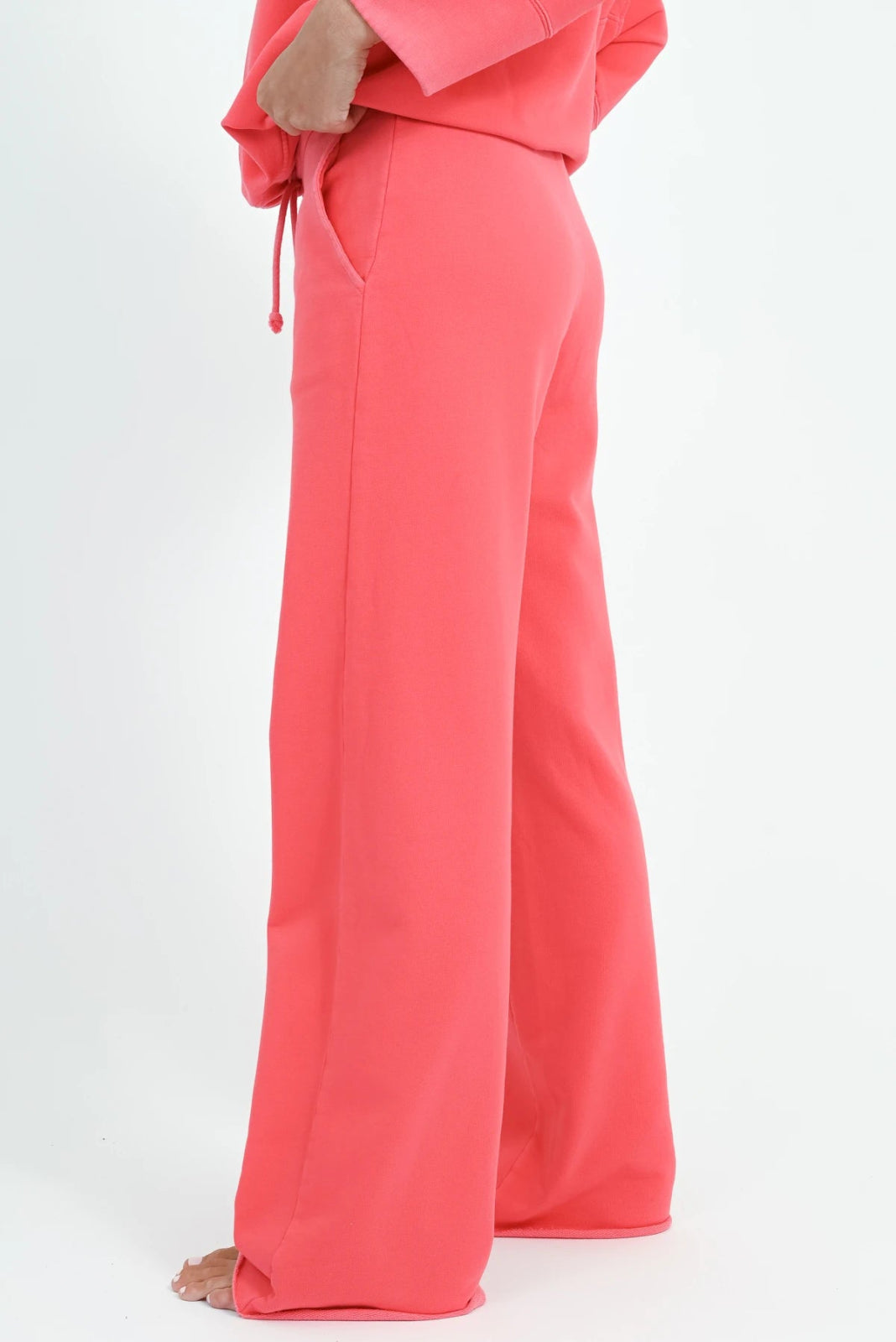 Sweathose Leonora - Love Joy Victory