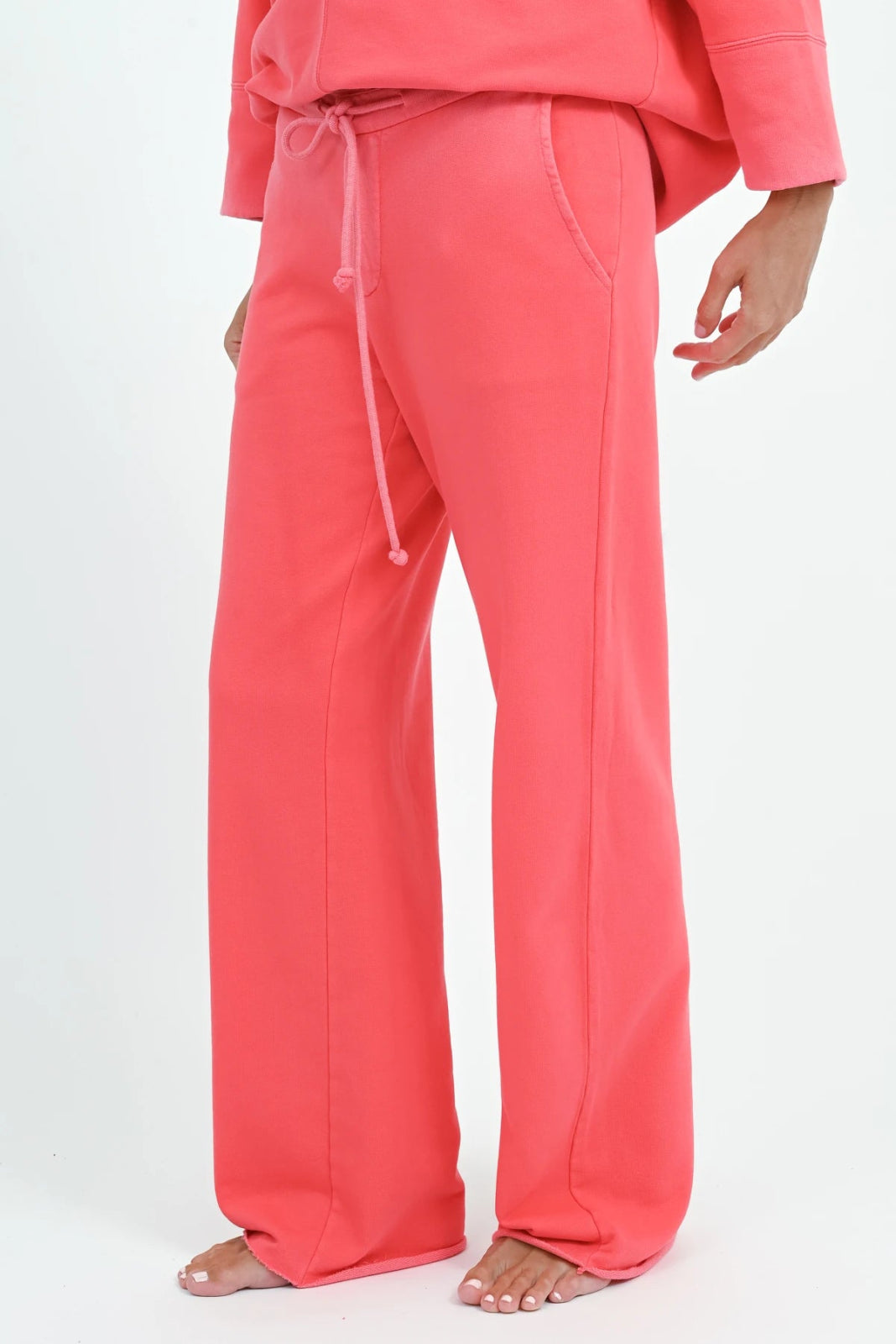 Sweathose Leonora - Love Joy Victory