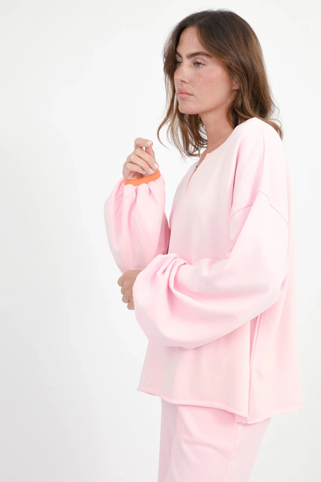 Sweatshirt Alamosa - Love Joy Victory