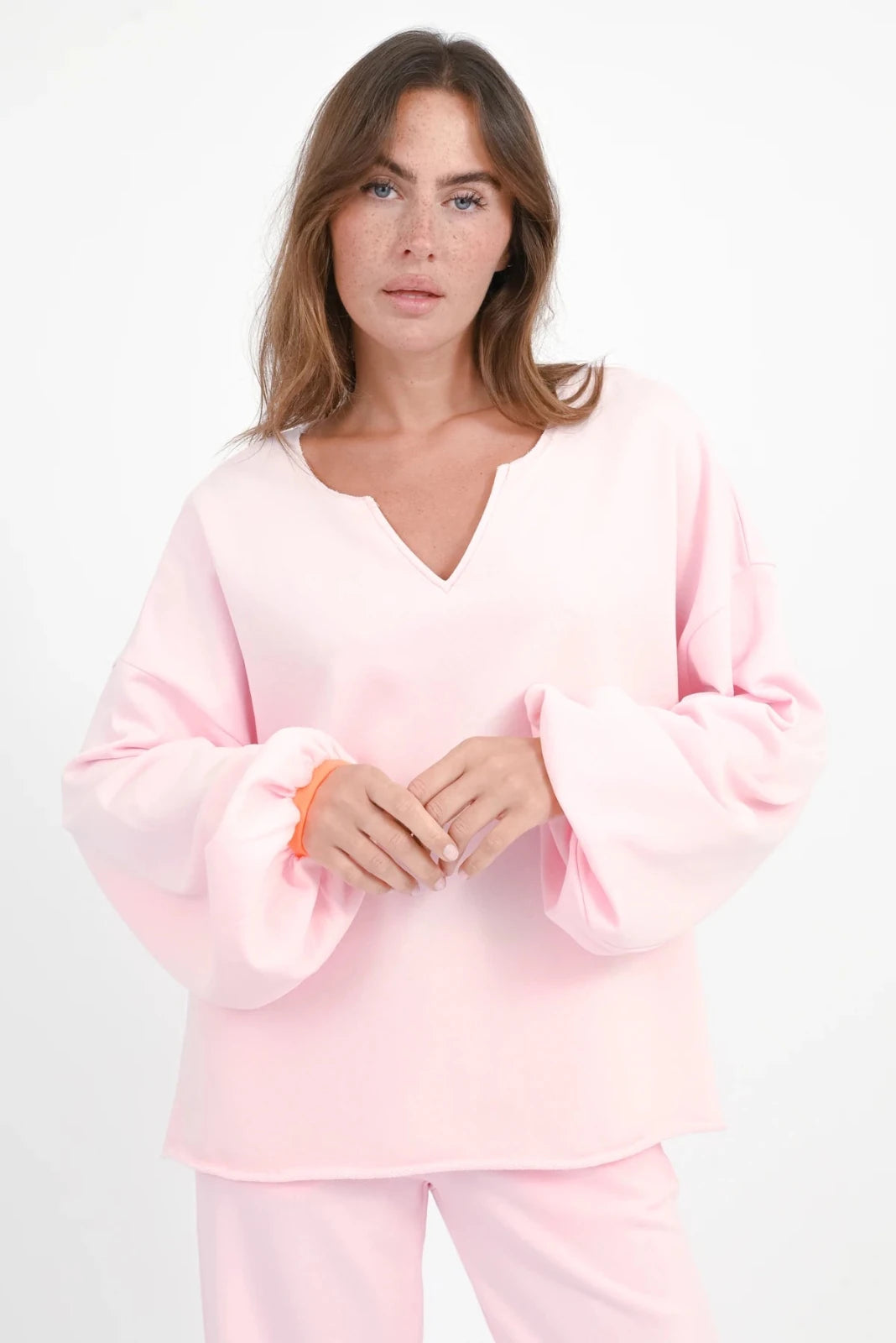 Sweatshirt Alamosa - Love Joy Victory