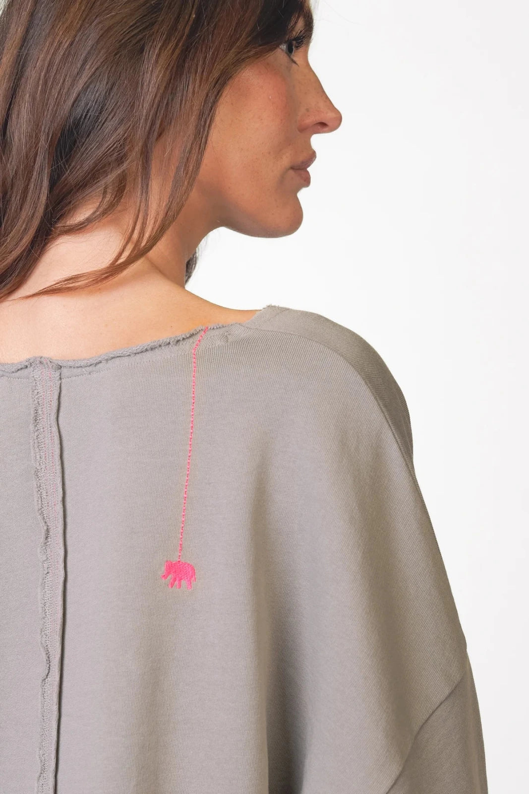 Sweatshirt Alamosa mit Stickerei - Love Joy Victory