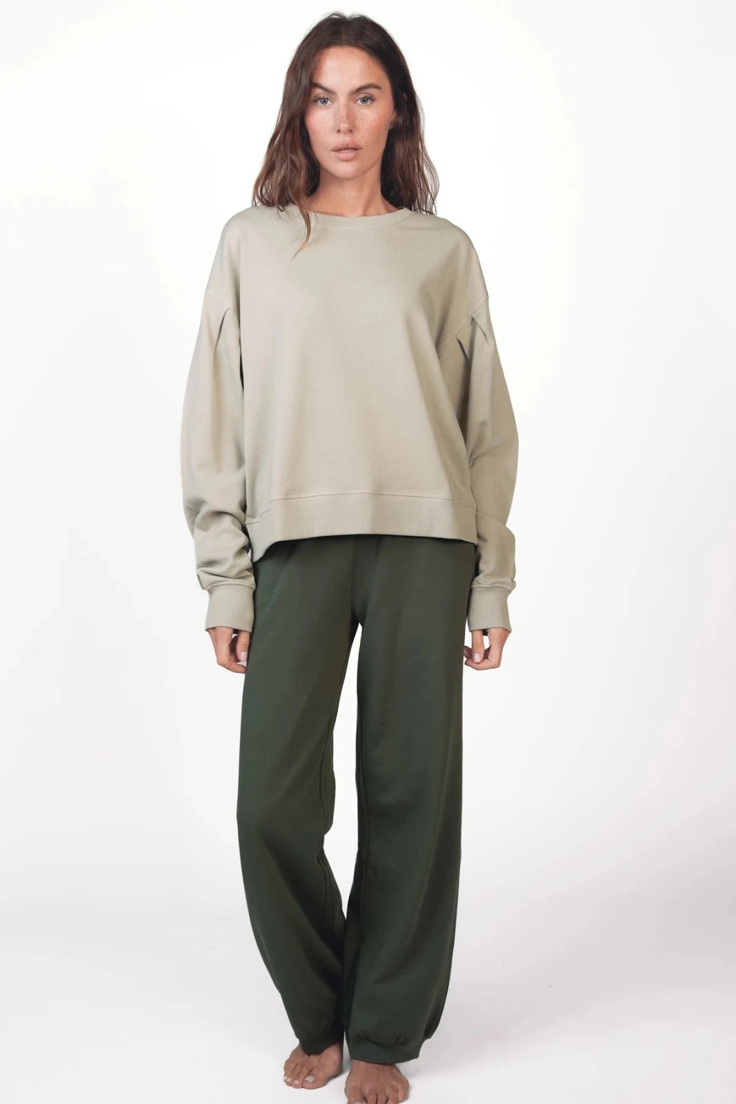 Sweatshirt Lilia - Love Joy Victory