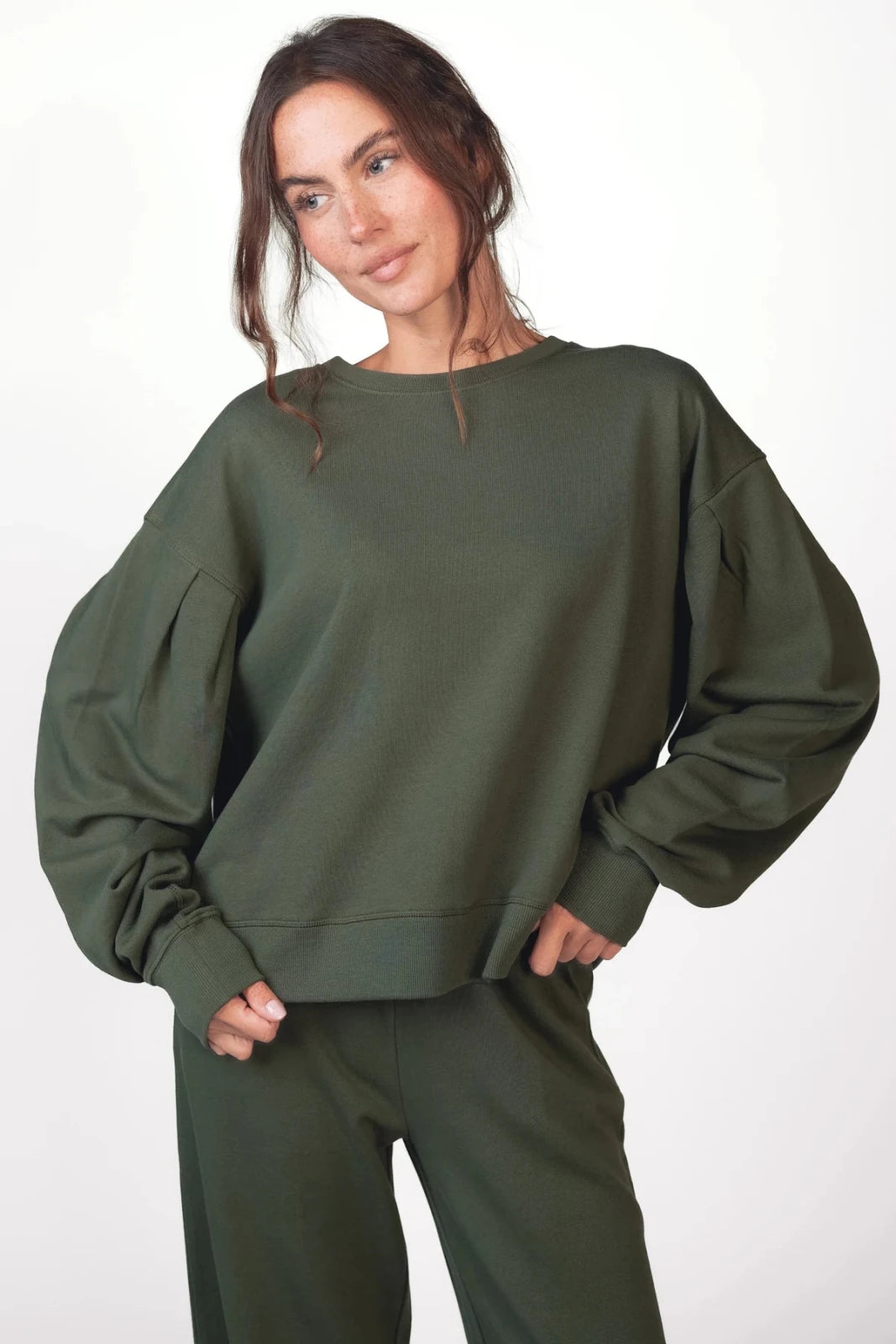 Sweatshirt Lilia - Love Joy Victory