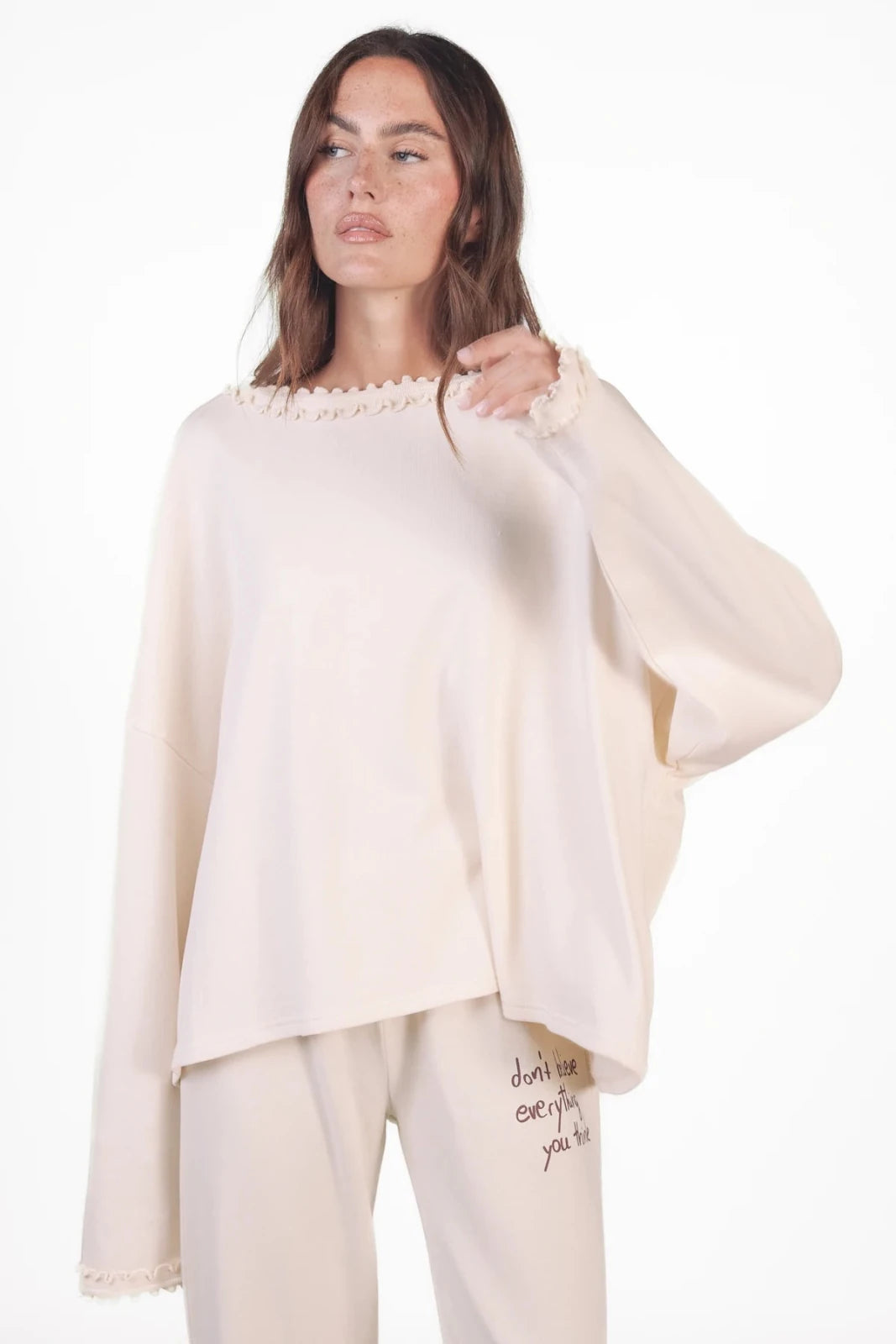 Sweatshirt mit gewellter Rüschenkante Viola - Love Joy Victory