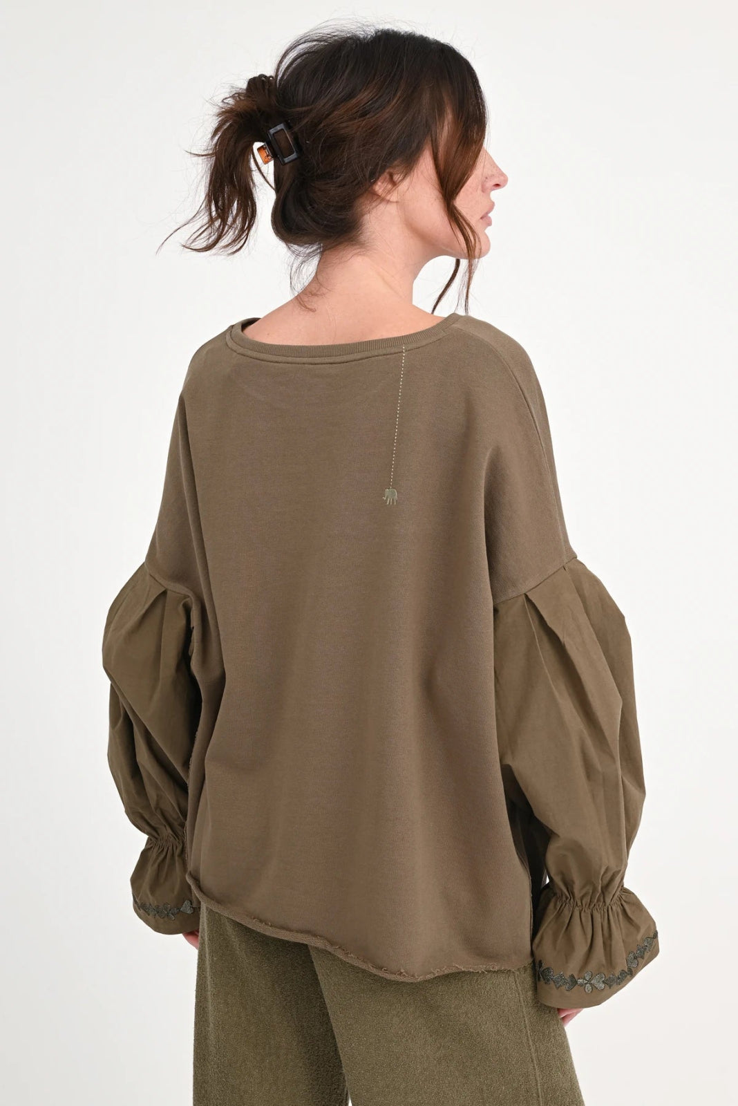 Sweatshirt mit Materialmix Salem - Love Joy Victory