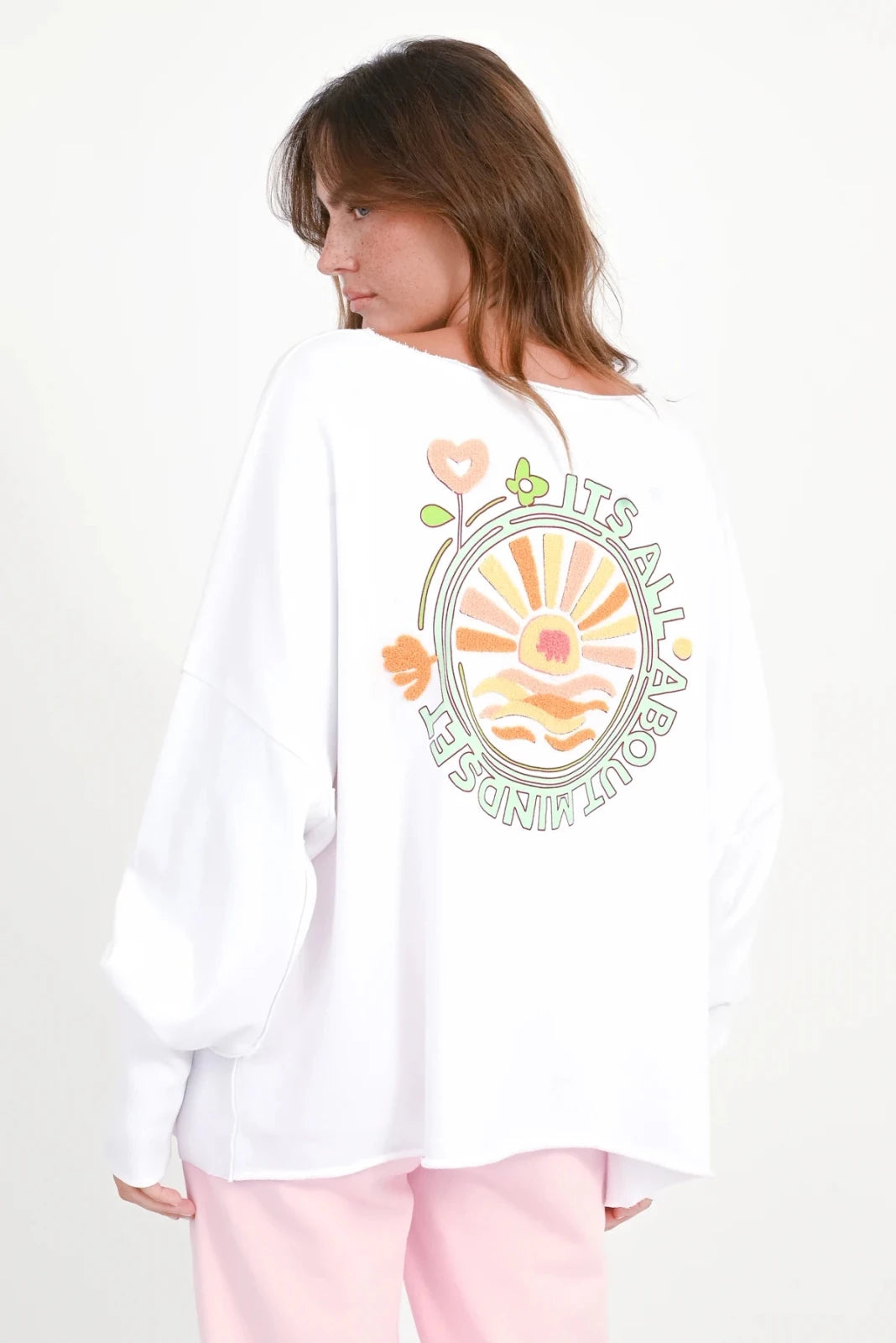 Sweatshirt mit Rücken Print - und Stickerei Hilda - Love Joy Victory