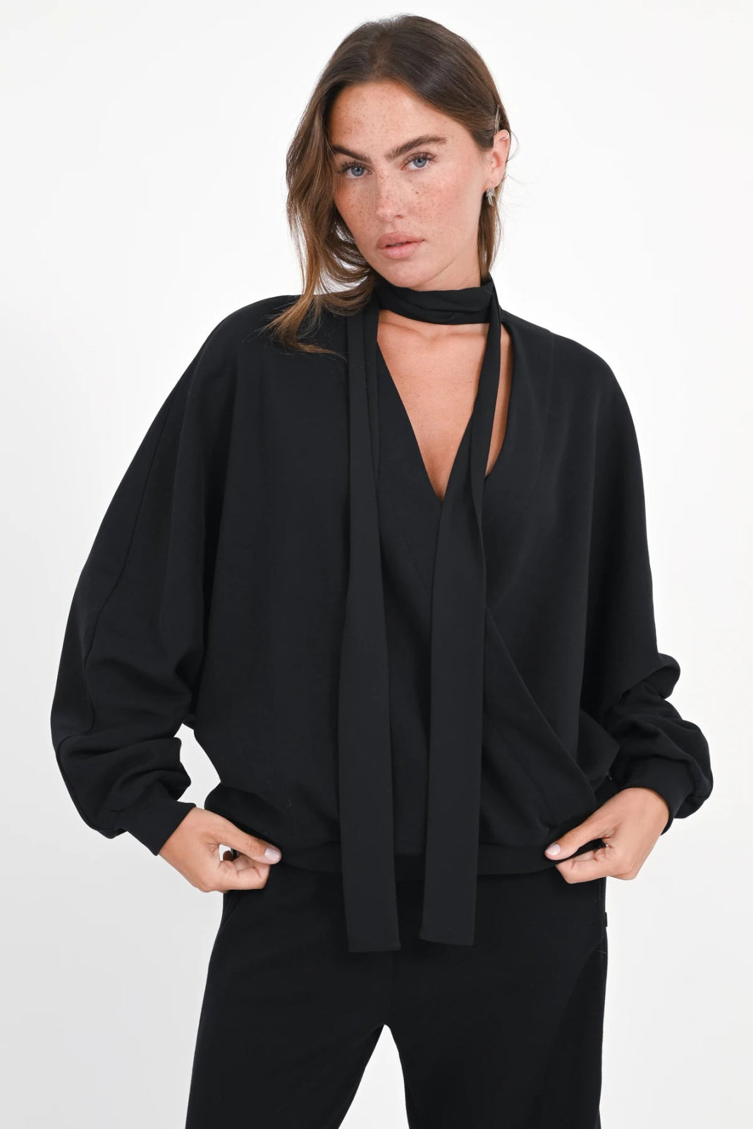 Sweatshirt mit Wickeloptik Ibi - Love Joy Victory