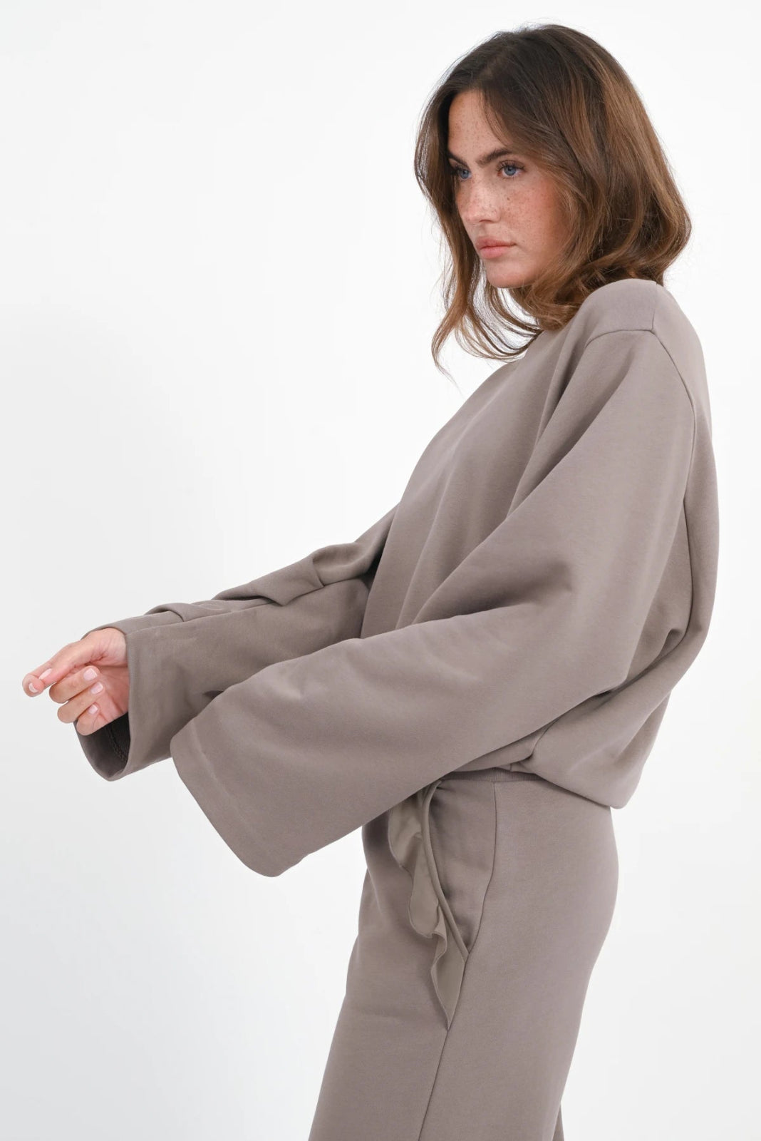 Sweatshirt Munera - Love Joy Victory