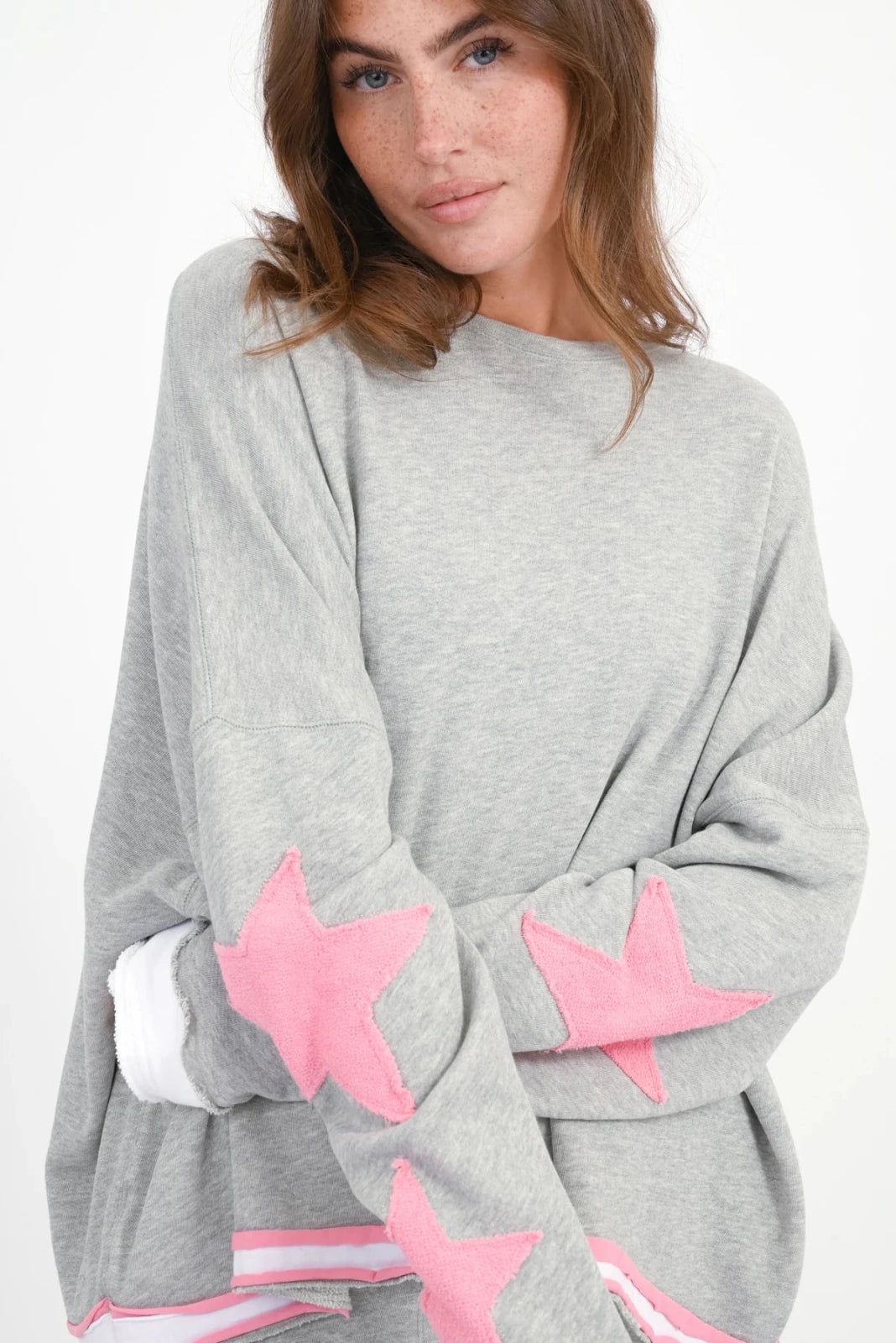 Sweatshirt Stern - Patches Hopewell - Love Joy Victory