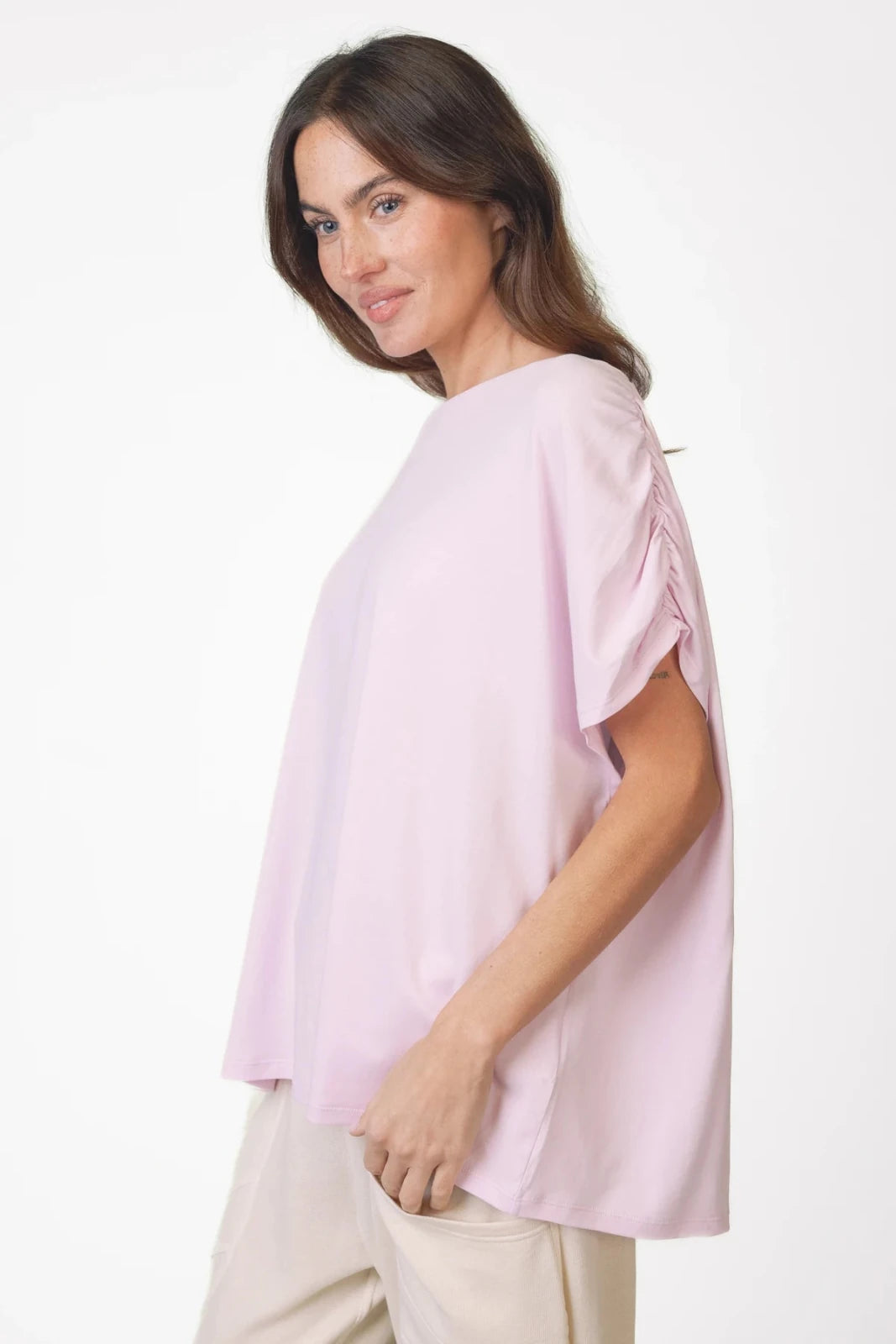 T-Shirt mit Raffung – Aure - Love Joy Victory